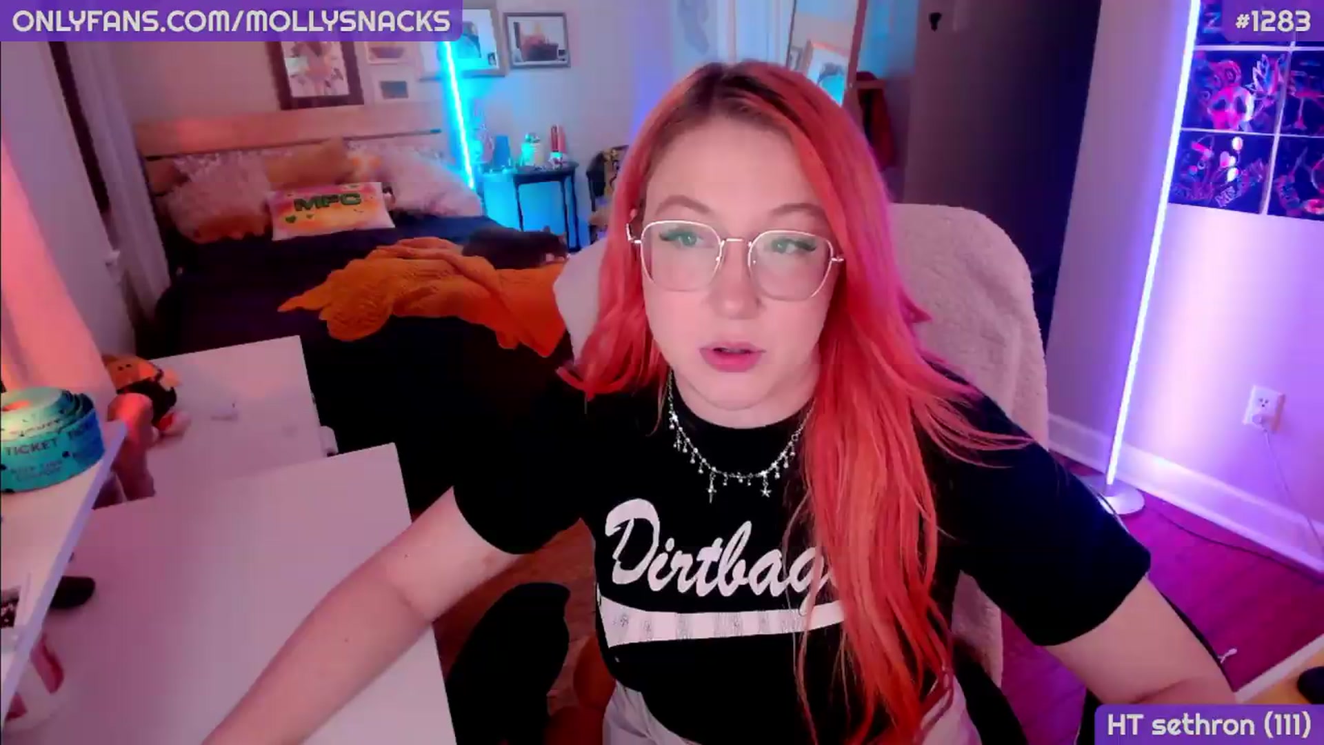 Gallery image thumbnail from MollySnacks's myfreecams stream on, 06/11/2026, 02:57 image 7 of 20