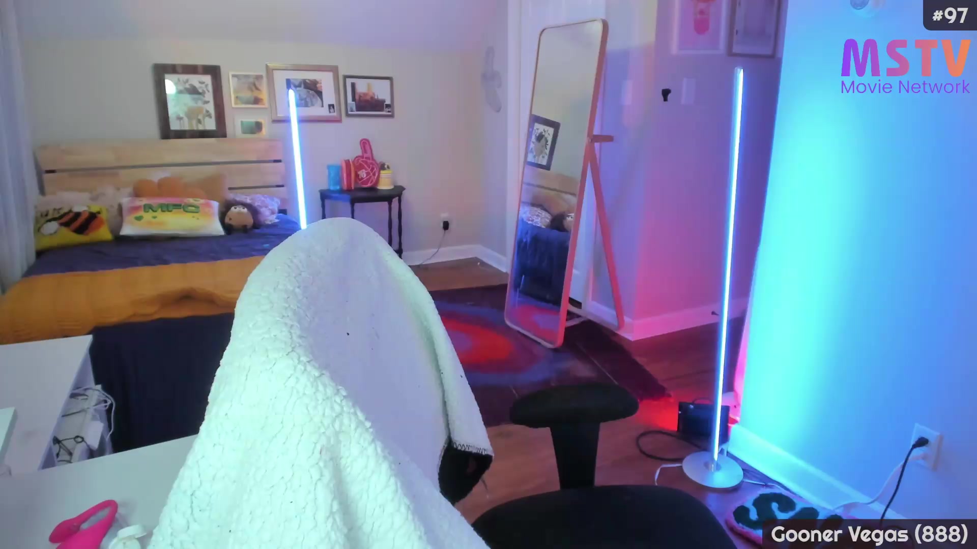 Gallery image thumbnail from MollySnacks's myfreecams stream on, 07/07/2026, 05:25 image 15 of 20