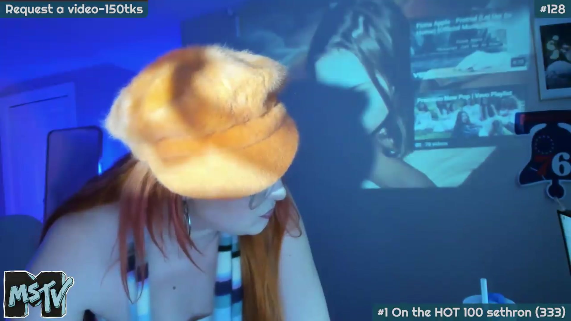 Gallery image thumbnail from MollySnacks's myfreecams stream on, 07/09/2026, 04:22 image 14 of 20