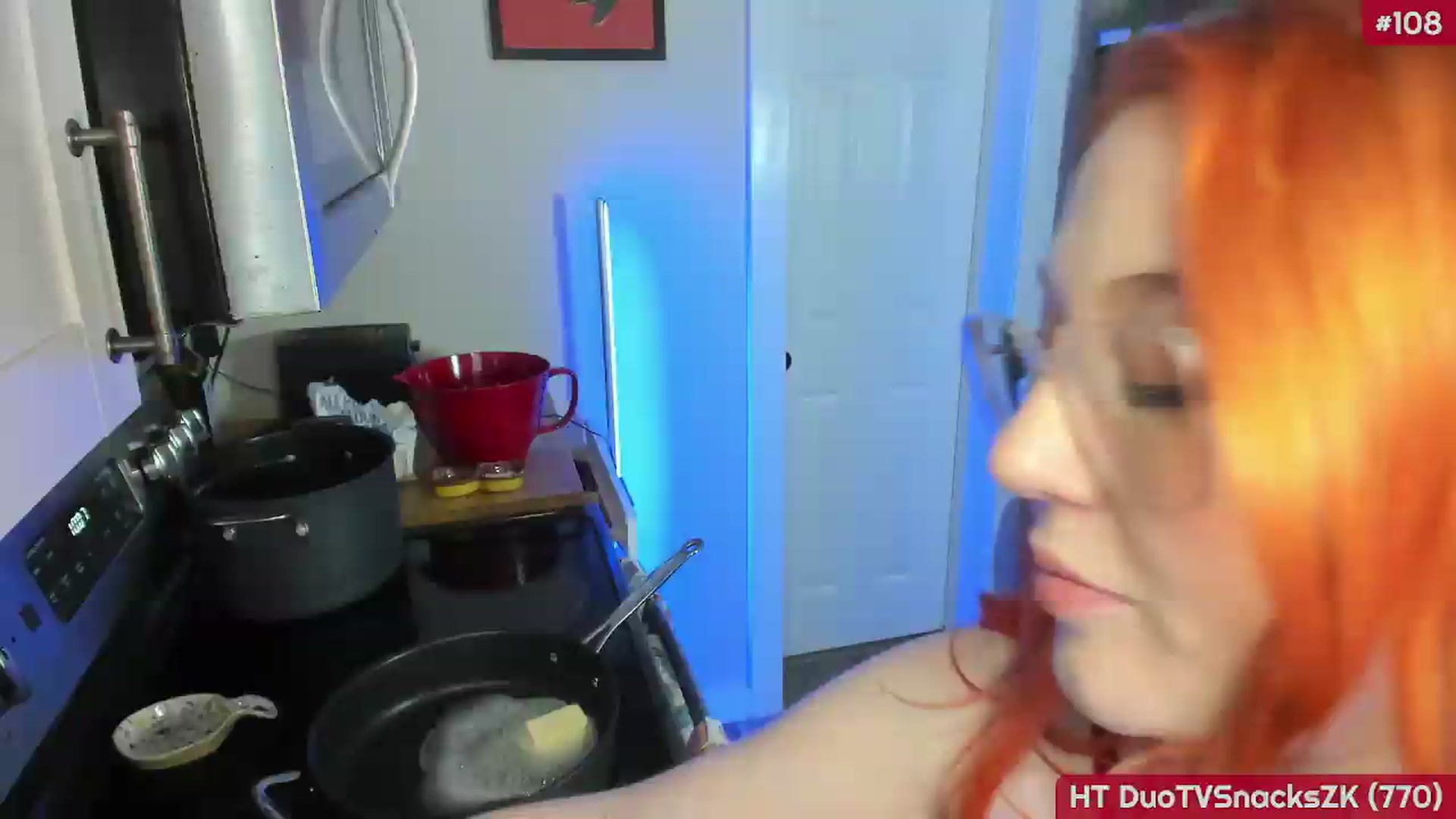 Gallery image thumbnail from MollySnacks's myfreecams stream on, 07/16/2026, 03:05 image 2 of 20