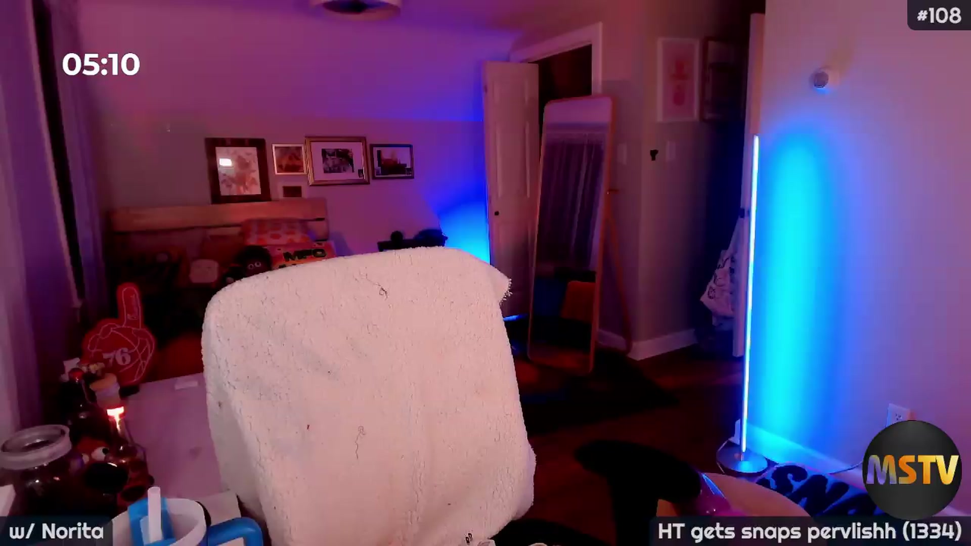 Gallery image thumbnail from MollySnacks's myfreecams stream on, 07/24/2026, 07:27 image 18 of 20