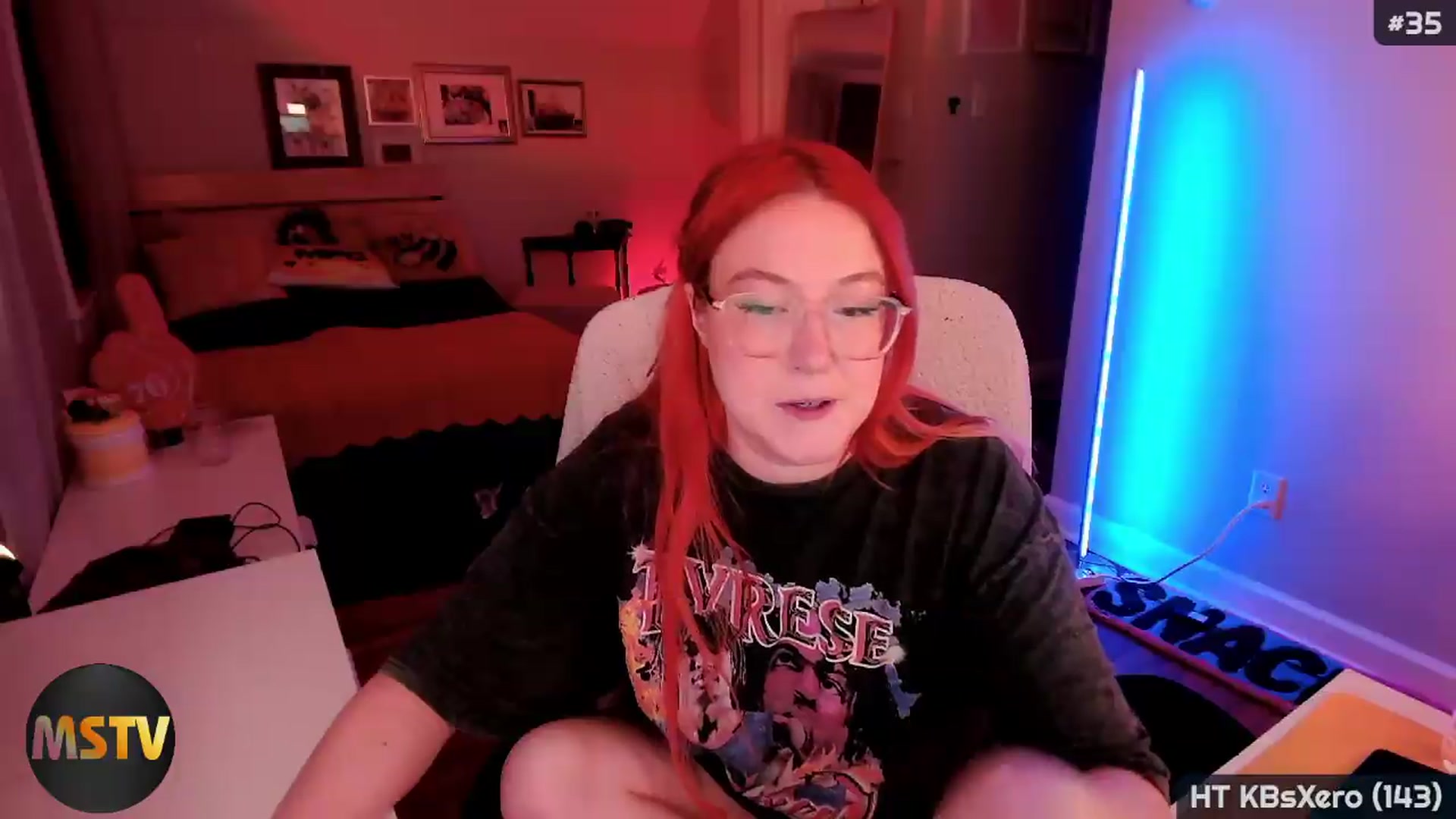 Gallery image thumbnail from MollySnacks's myfreecams stream on, 07/28/2026, 01:48 image 20 of 20