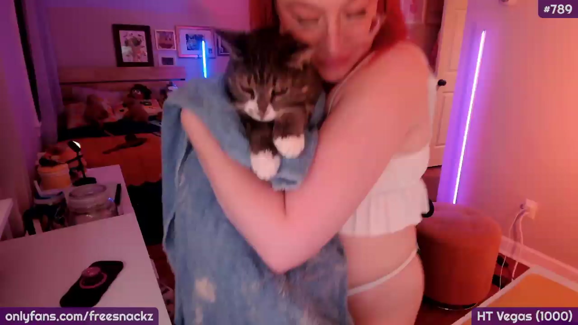 Gallery image thumbnail from MollySnacks's myfreecams stream on, 09/02/2026, 01:40 image 11 of 20