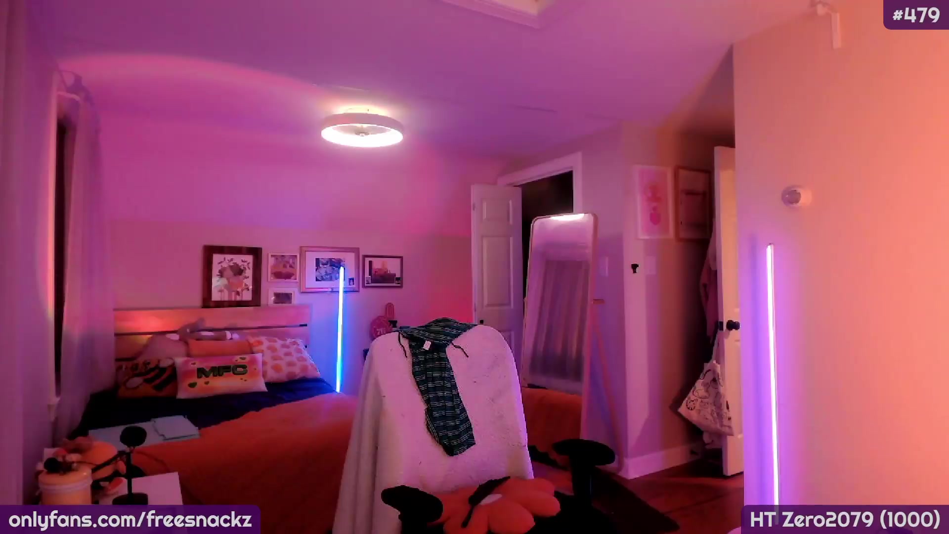 Gallery image thumbnail from MollySnacks's myfreecams stream on, 09/03/2026, 02:46 image 17 of 20