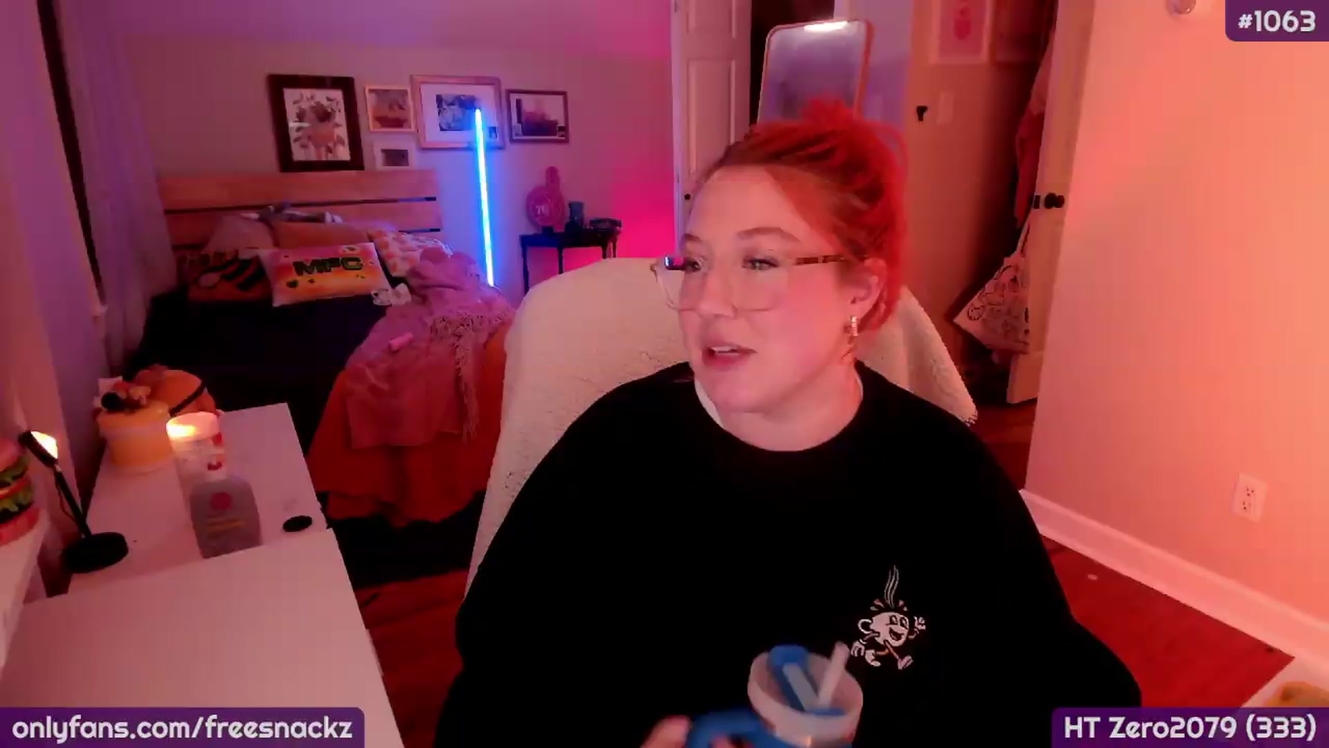 Gallery image thumbnail from MollySnacks's myfreecams stream on, 09/12/2026, 01:49 image 5 of 20