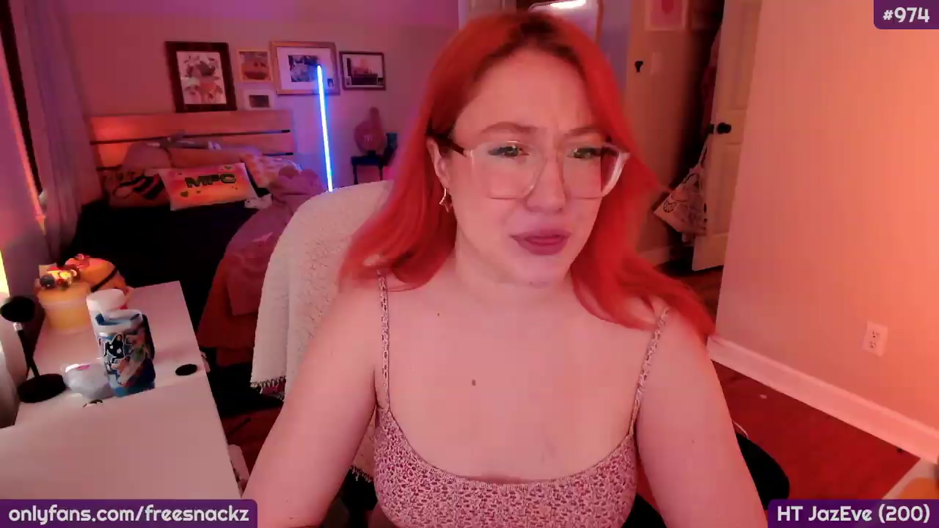 Gallery image thumbnail from MollySnacks's myfreecams stream on, 09/12/2026, 20:24 image 1 of 20