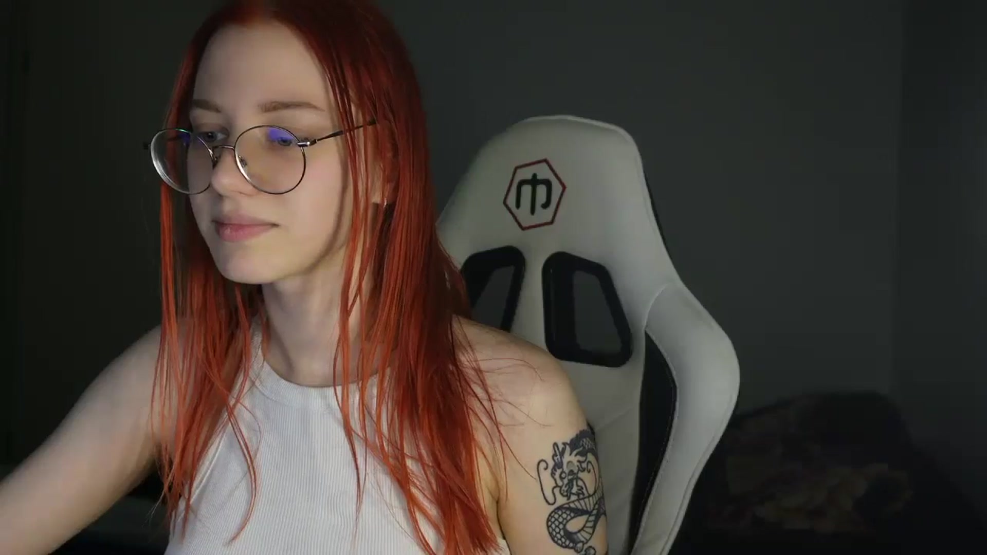 Gallery image thumbnail from MollyXss's myfreecams stream on, 04/20/2025, 24:13 image 14 of 20