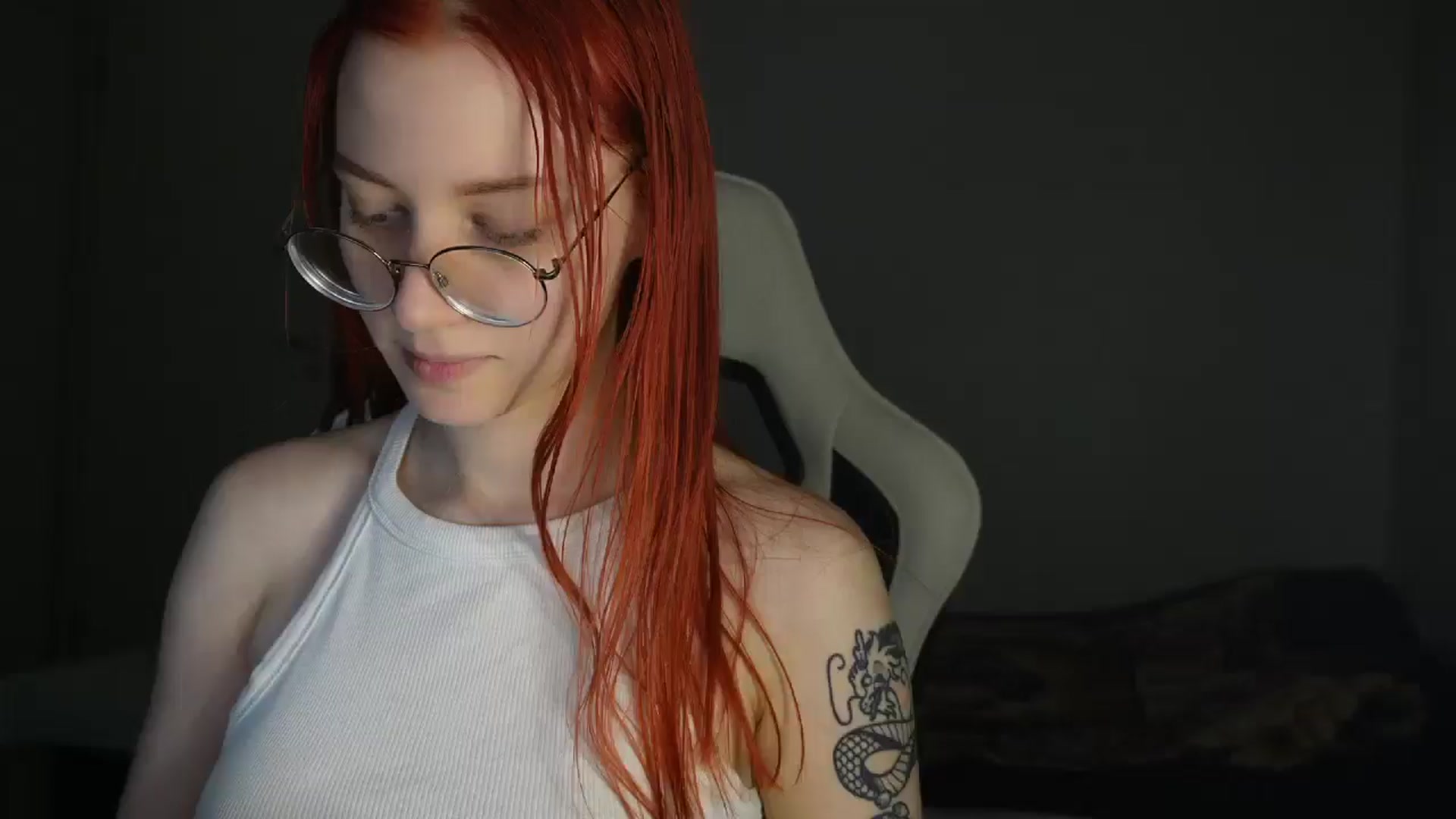 Gallery image thumbnail from MollyXss's myfreecams stream on, 04/20/2025, 24:13 image 4 of 20
