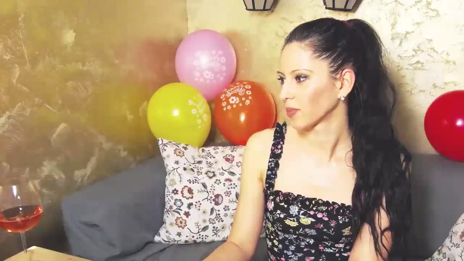 Gallery image thumbnail from Molly_'s myfreecams stream on, 02/01/2024, 18:57 image 15 of 20