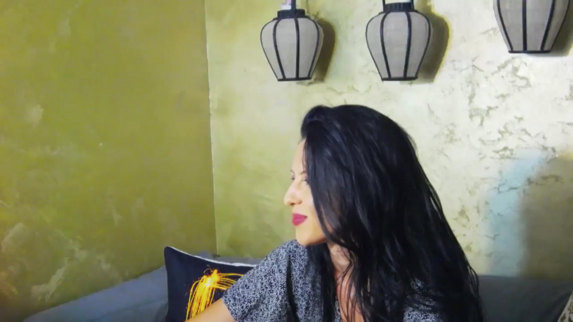 Gallery image thumbnail from Molly_'s myfreecams stream on, 07/12/2024, 08:52 image 1 of 20