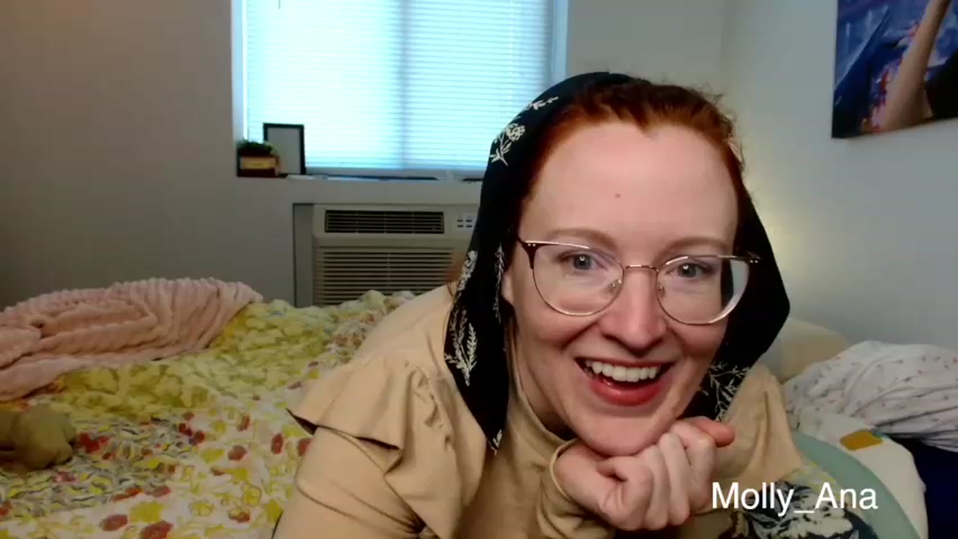 Gallery image thumbnail from Molly_Ana's myfreecams stream on, 02/28/2023, 16:38 image 11 of 20