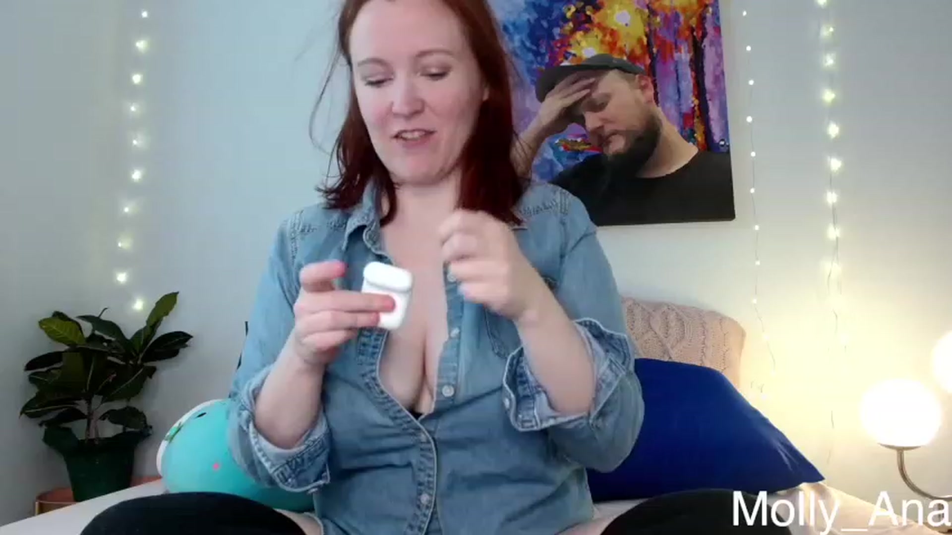 Gallery image thumbnail from Molly_Ana's myfreecams stream on, 03/06/2023, 19:10 image 3 of 20