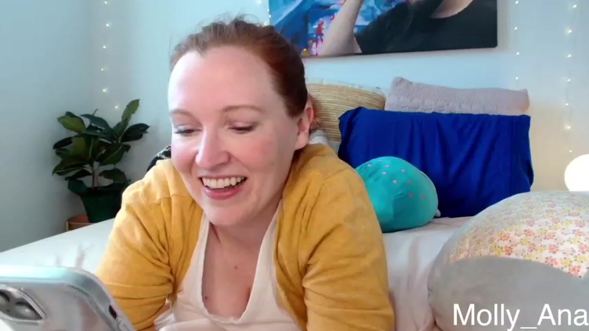 Gallery image thumbnail from Molly_Ana's myfreecams stream on, 03/07/2023, 20:07 image 4 of 20