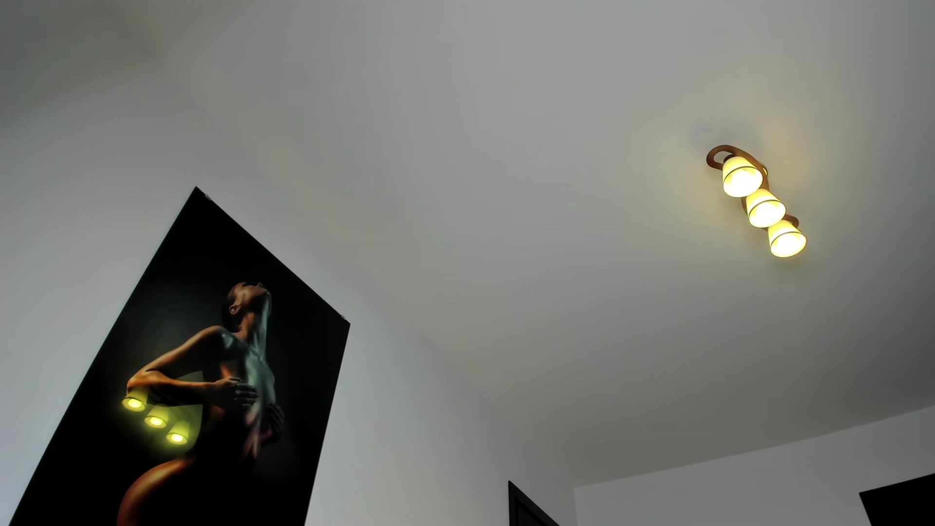 Gallery image thumbnail from Molly_Art's myfreecams stream on, 03/08/2023, 24:01 image 3 of 20