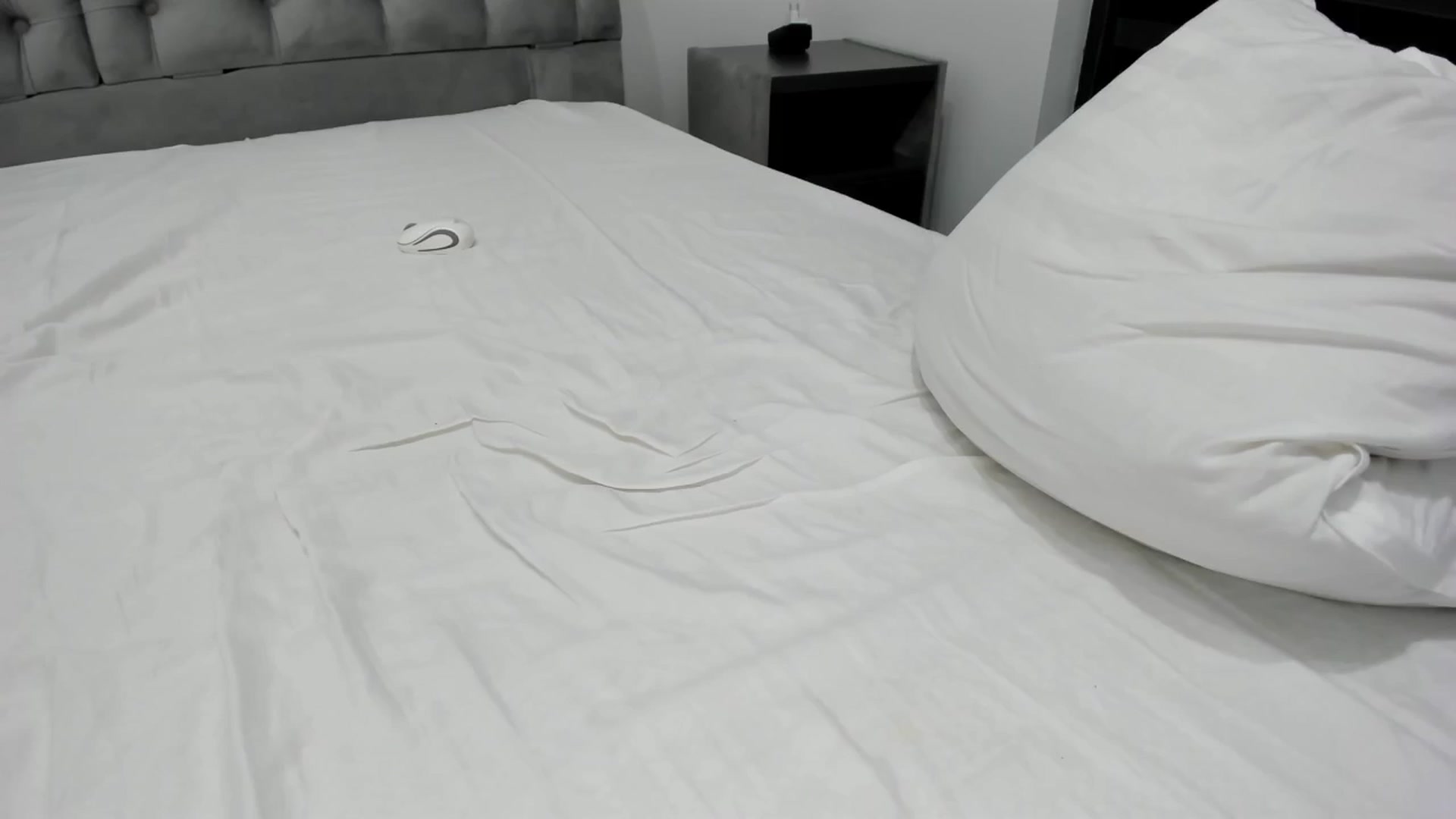 Gallery image thumbnail from Molly_Art's myfreecams stream on, 09/29/2024, 13:33 image 4 of 20
