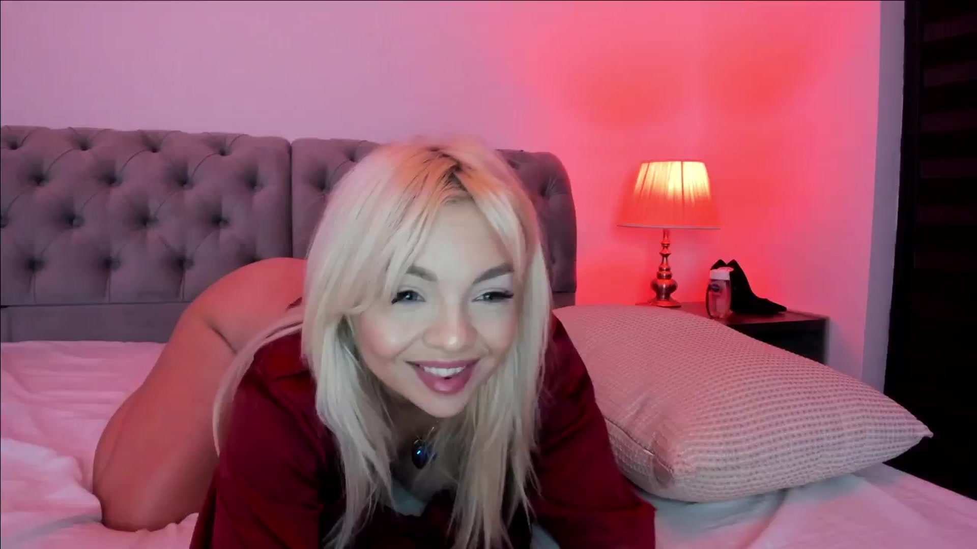 Gallery image thumbnail from Molly_Art's myfreecams stream on, 11/09/2024, 01:15 image 13 of 20