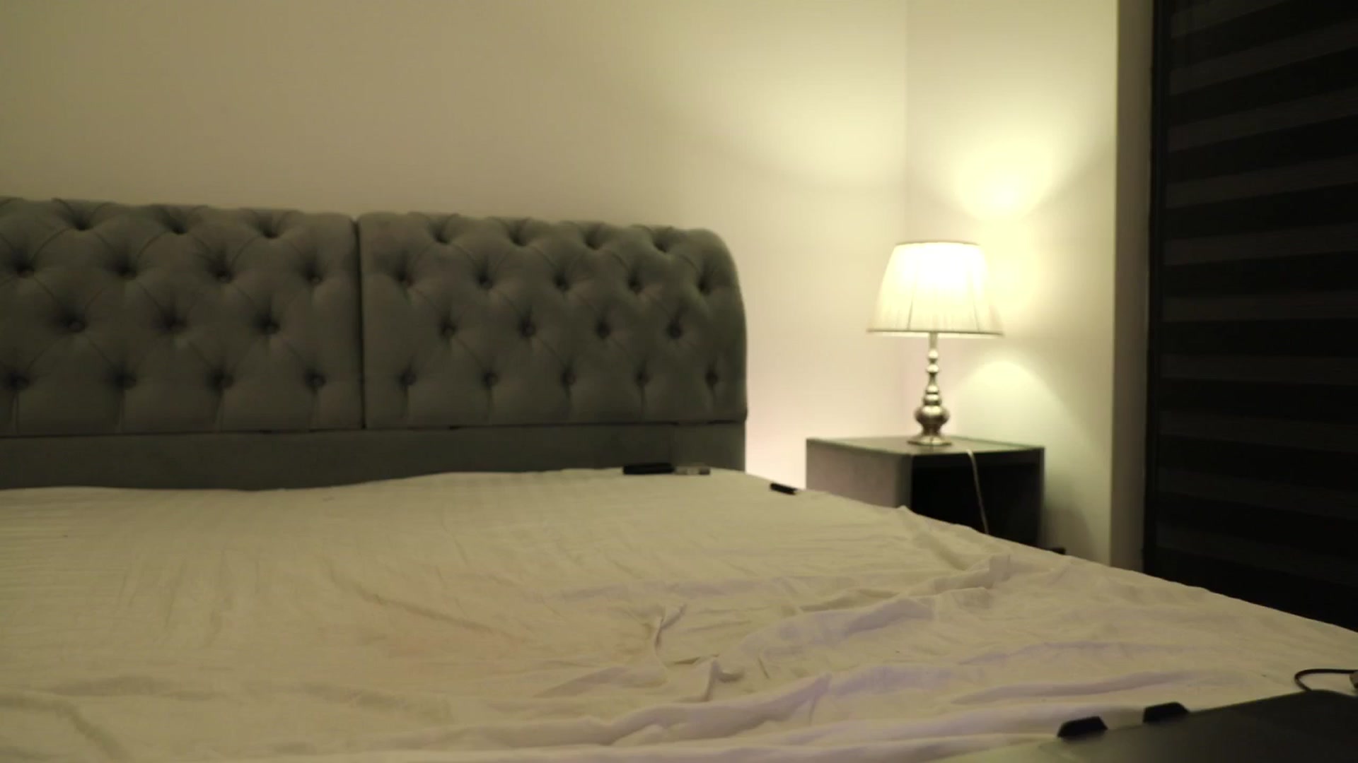 Gallery image thumbnail from Molly_Art's myfreecams stream on, 11/21/2024, 23:05 image 12 of 20