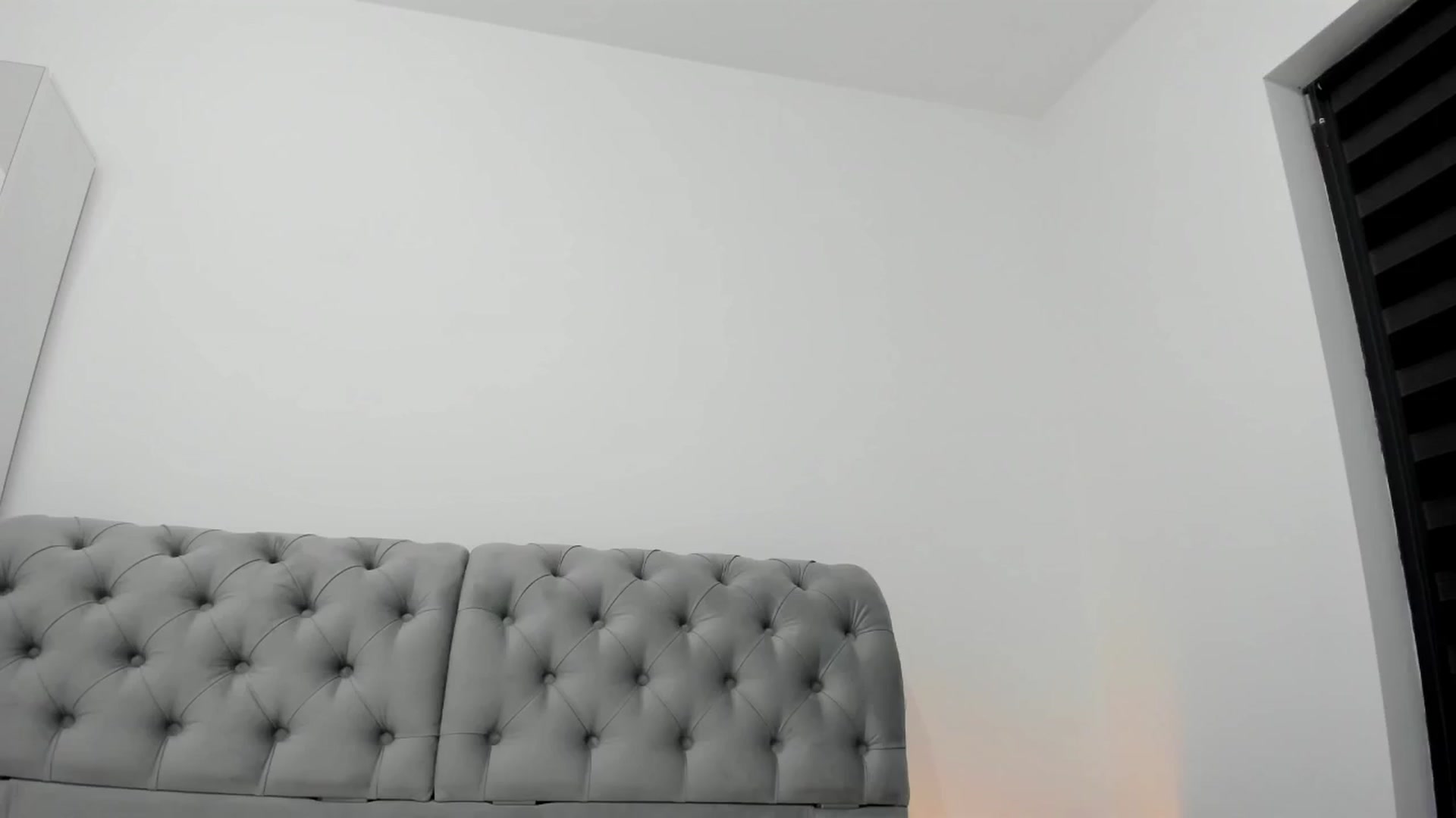 Gallery image thumbnail from Molly_Art's myfreecams stream on, 11/28/2024, 03:32 image 13 of 20
