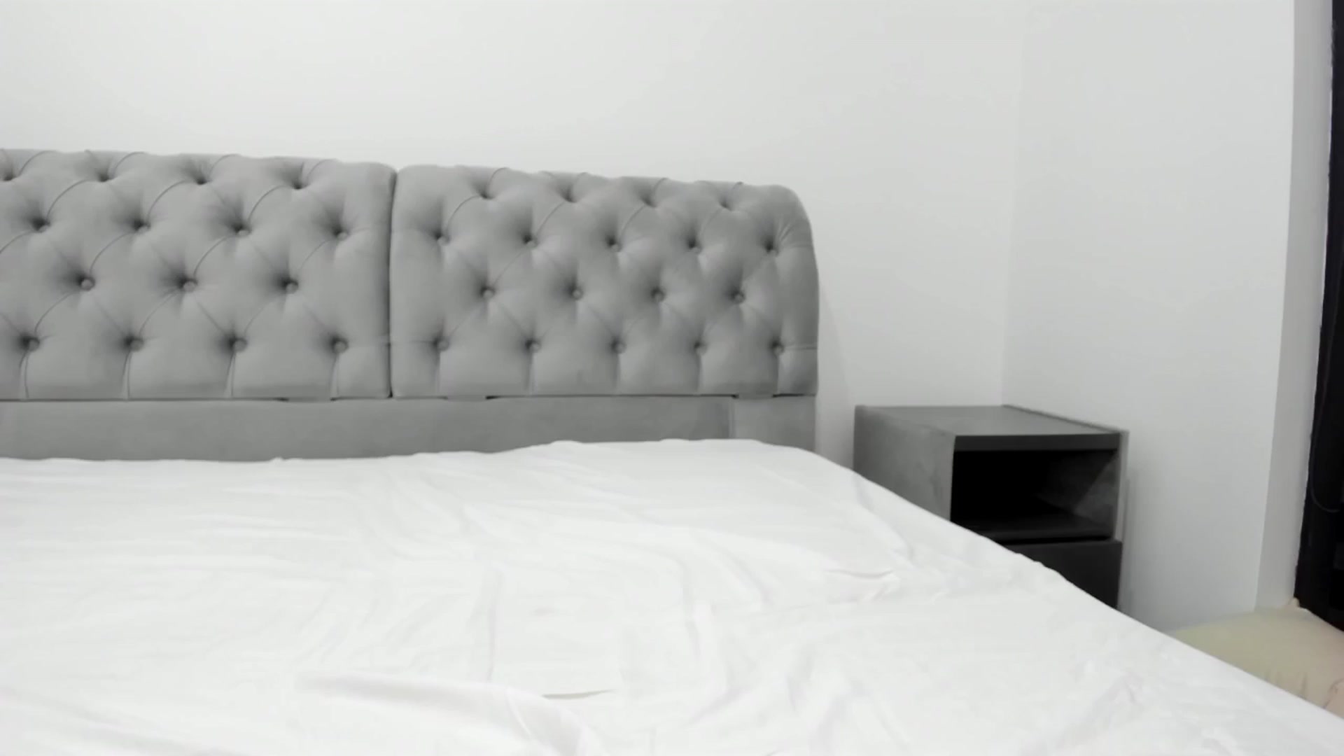 Gallery image thumbnail from Molly_Art's myfreecams stream on, 01/02/2025, 20:39 image 10 of 20