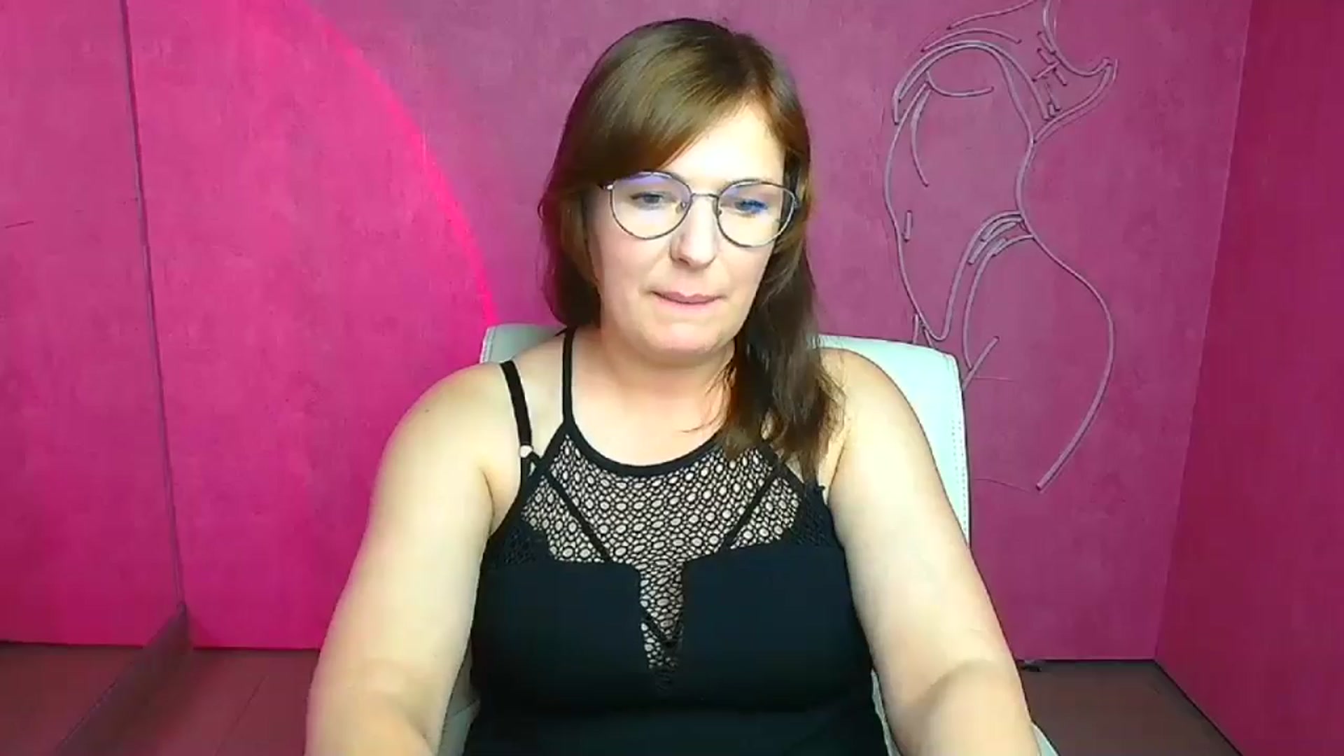 Gallery image thumbnail from Molly_Flowerr's myfreecams stream on, 06/29/2024, 15:23 image 9 of 20