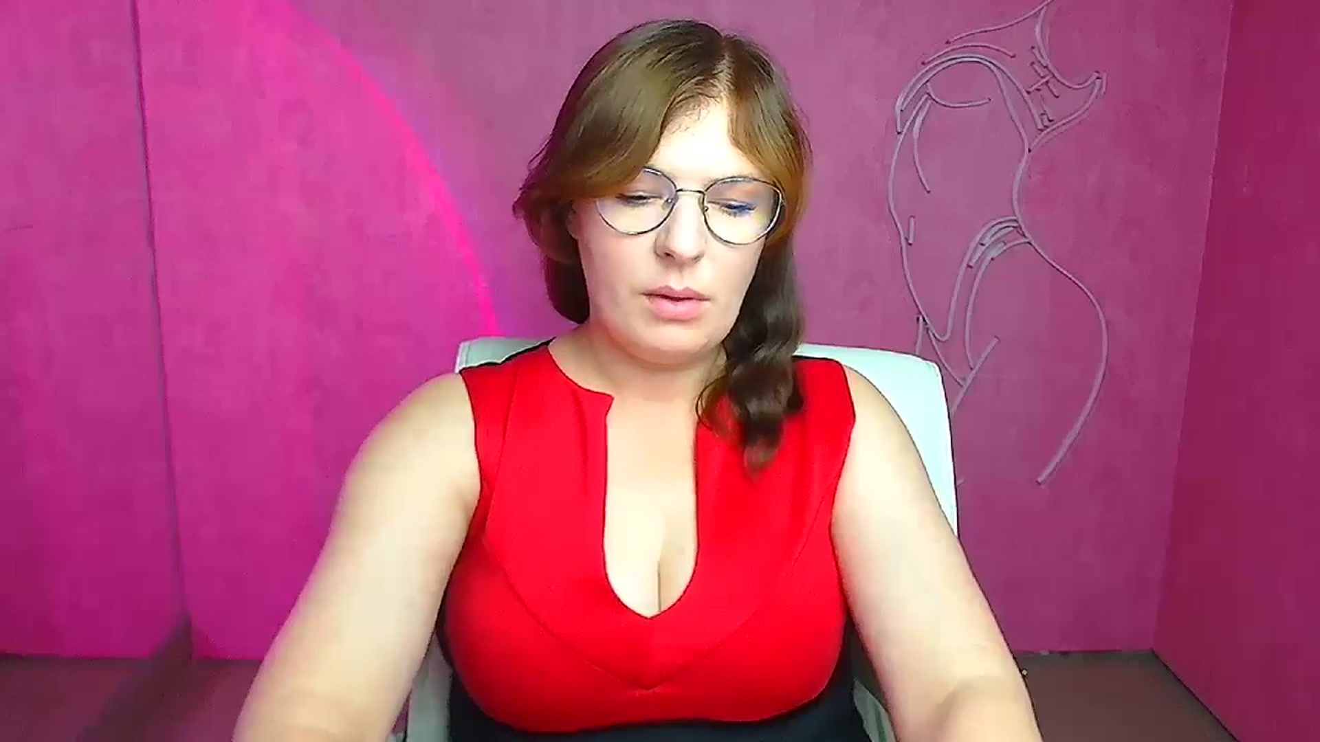 Gallery image thumbnail from Molly_Flowerr's myfreecams stream on, 06/30/2024, 10:39 image 5 of 20