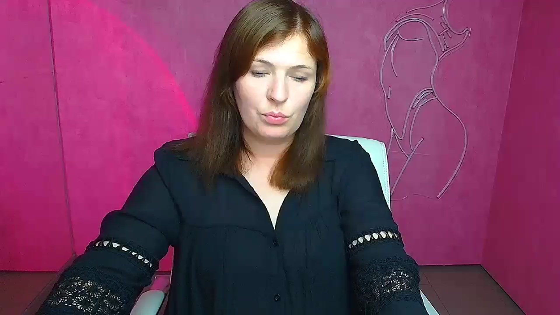 Gallery image thumbnail from Molly_Flowerr's myfreecams stream on, 07/03/2024, 10:58 image 3 of 20