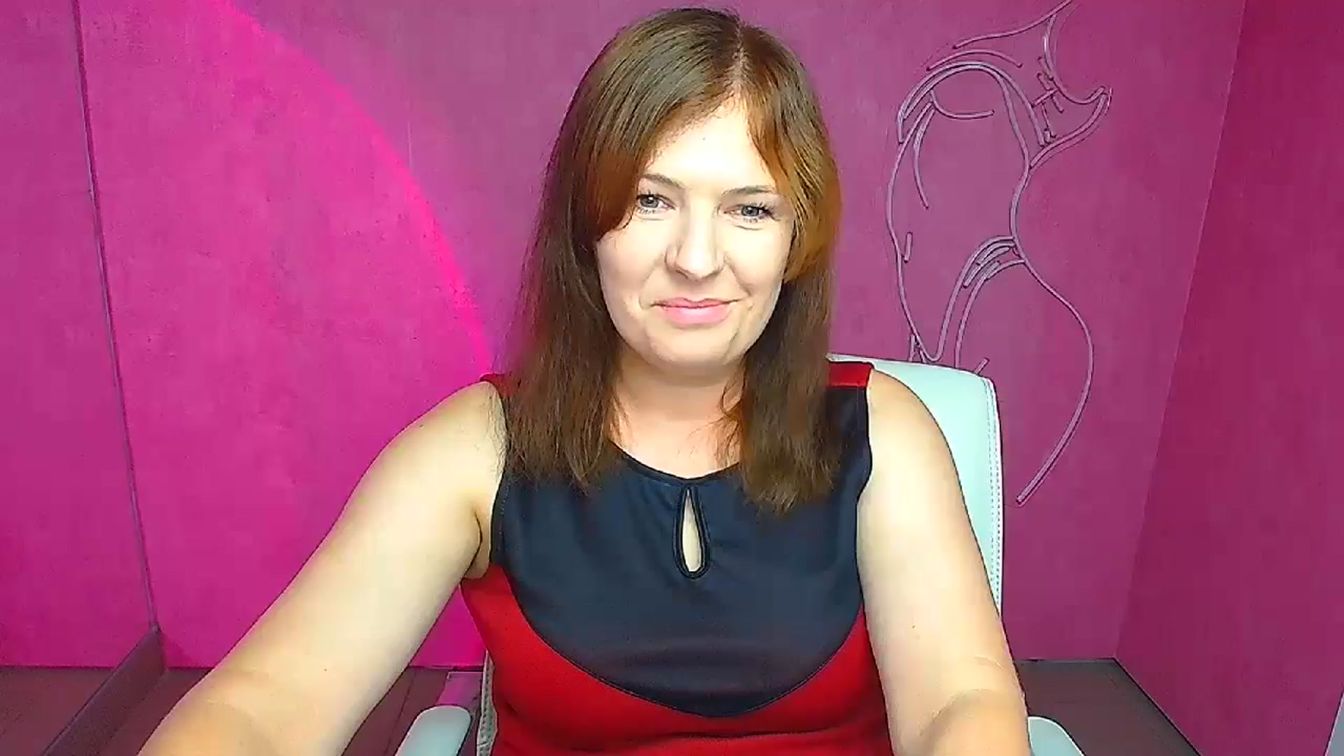 Gallery image thumbnail from Molly_Flowerr's myfreecams stream on, 07/17/2024, 14:50 image 3 of 20