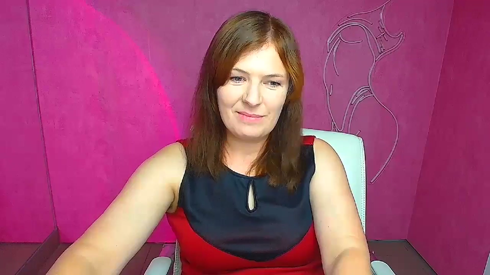 Gallery image thumbnail from Molly_Flowerr's myfreecams stream on, 07/17/2024, 14:50 image 7 of 20