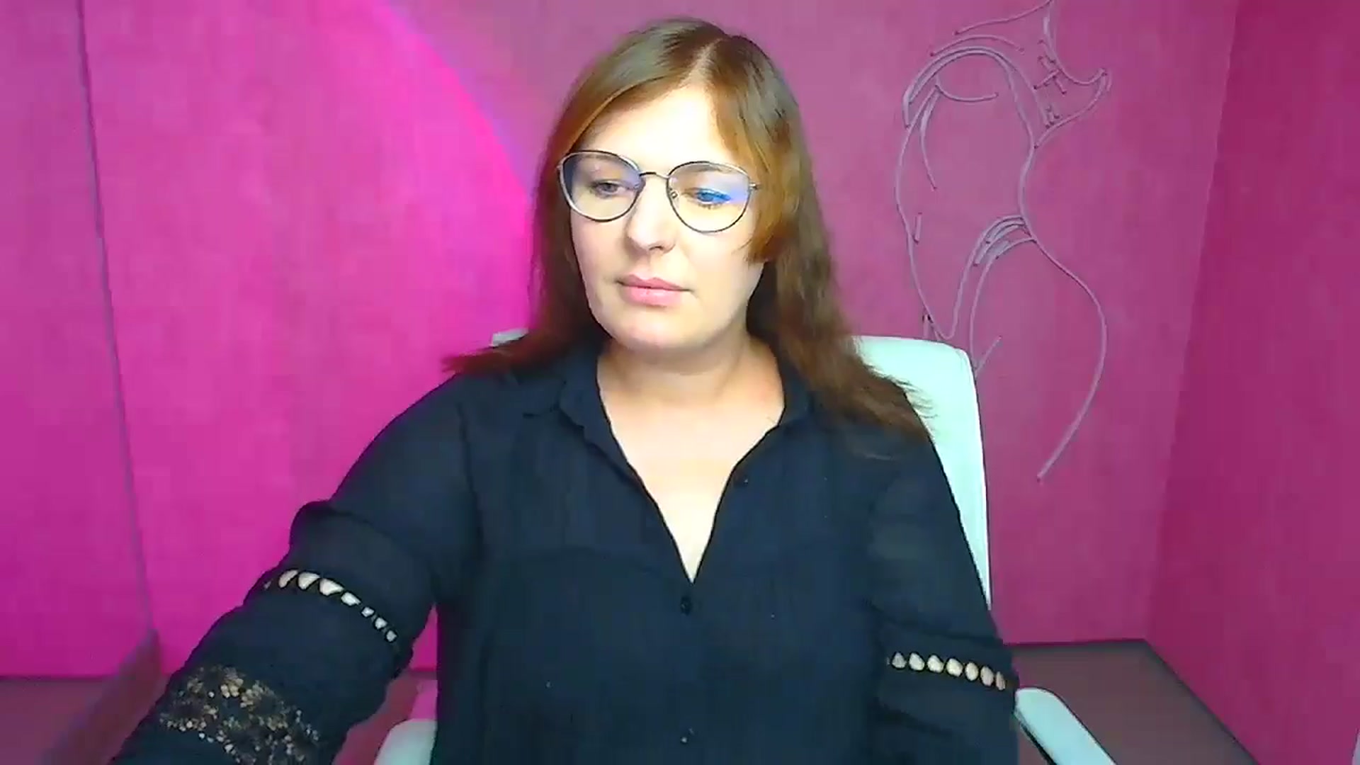Gallery image thumbnail from Molly_Flowerr's myfreecams stream on, 07/19/2024, 15:33 image 10 of 20