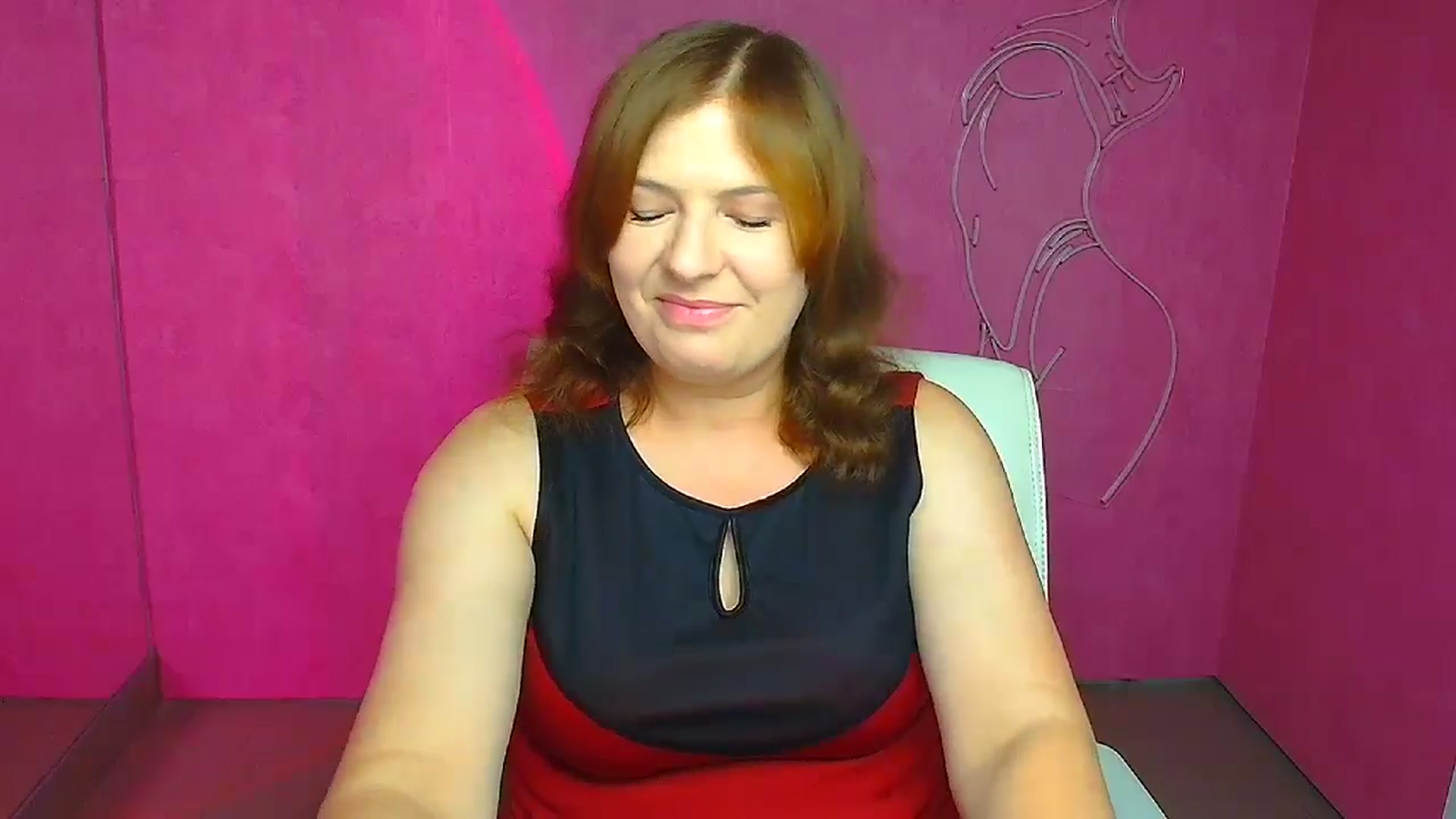 Gallery image thumbnail from Molly_Flowerr's myfreecams stream on, 07/25/2024, 06:31 image 4 of 20