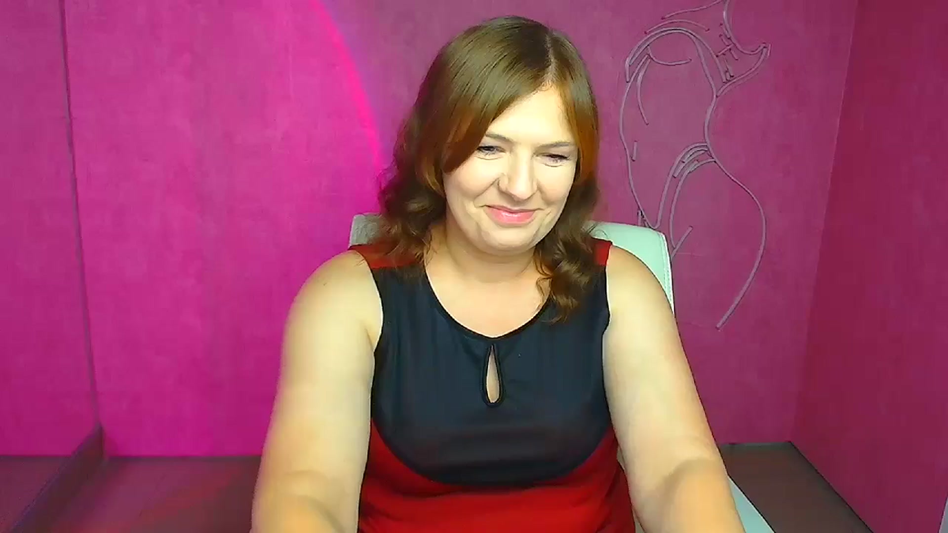 Gallery image thumbnail from Molly_Flowerr's myfreecams stream on, 07/25/2024, 06:31 image 18 of 20
