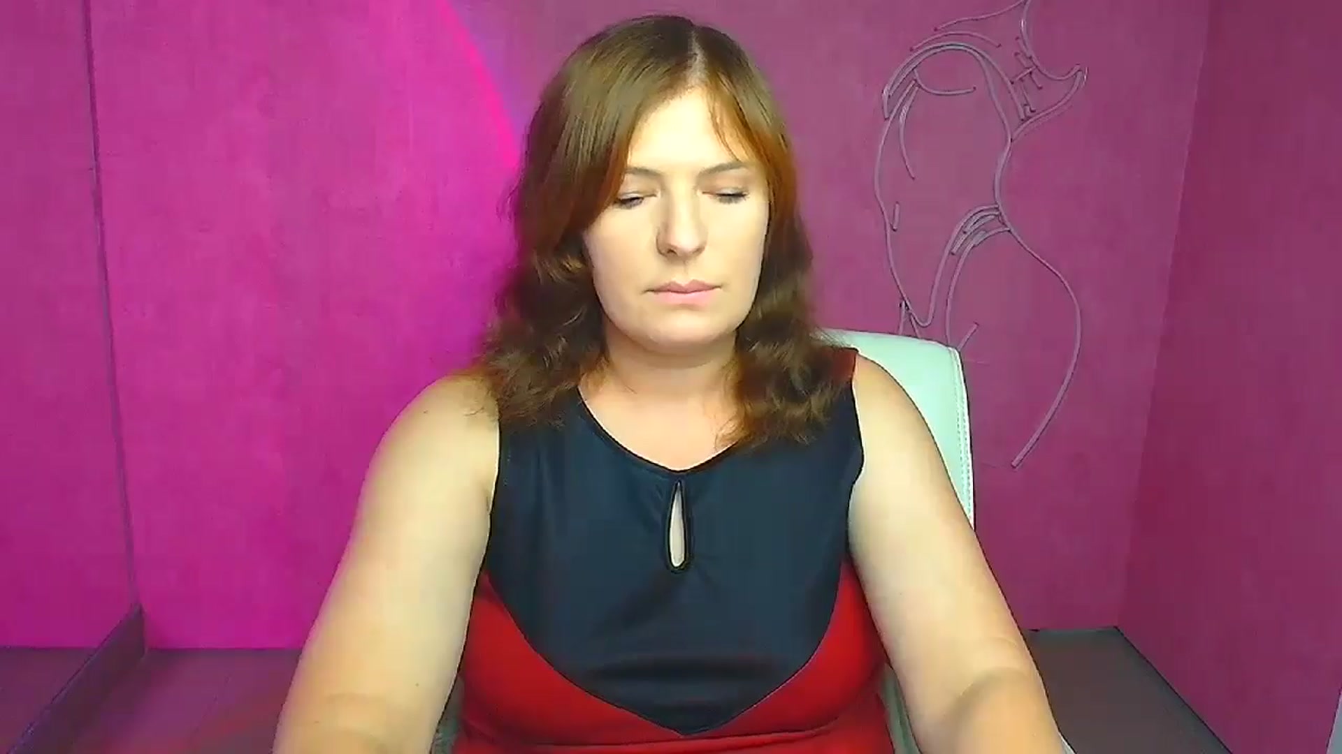 Gallery image thumbnail from Molly_Flowerr's myfreecams stream on, 07/25/2024, 08:03 image 4 of 20