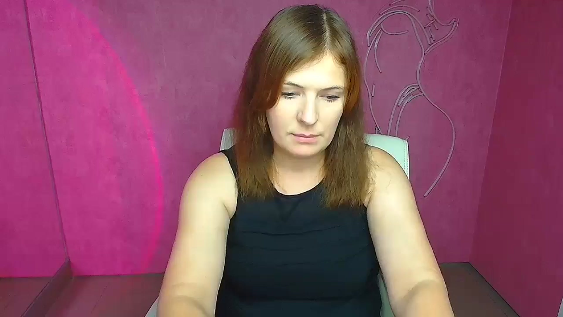 Gallery image thumbnail from Molly_Flowerr's myfreecams stream on, 08/07/2024, 09:17 image 15 of 20