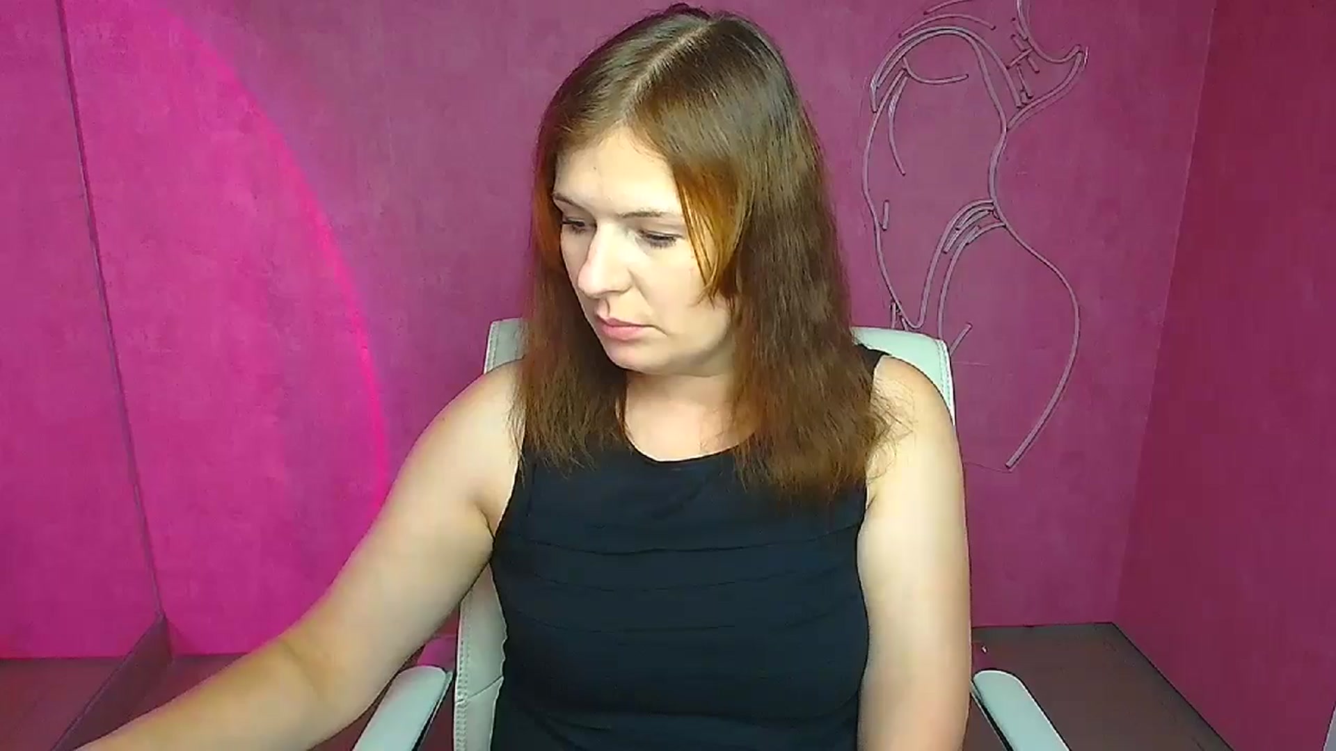 Gallery image thumbnail from Molly_Flowerr's myfreecams stream on, 08/07/2024, 10:13 image 19 of 20