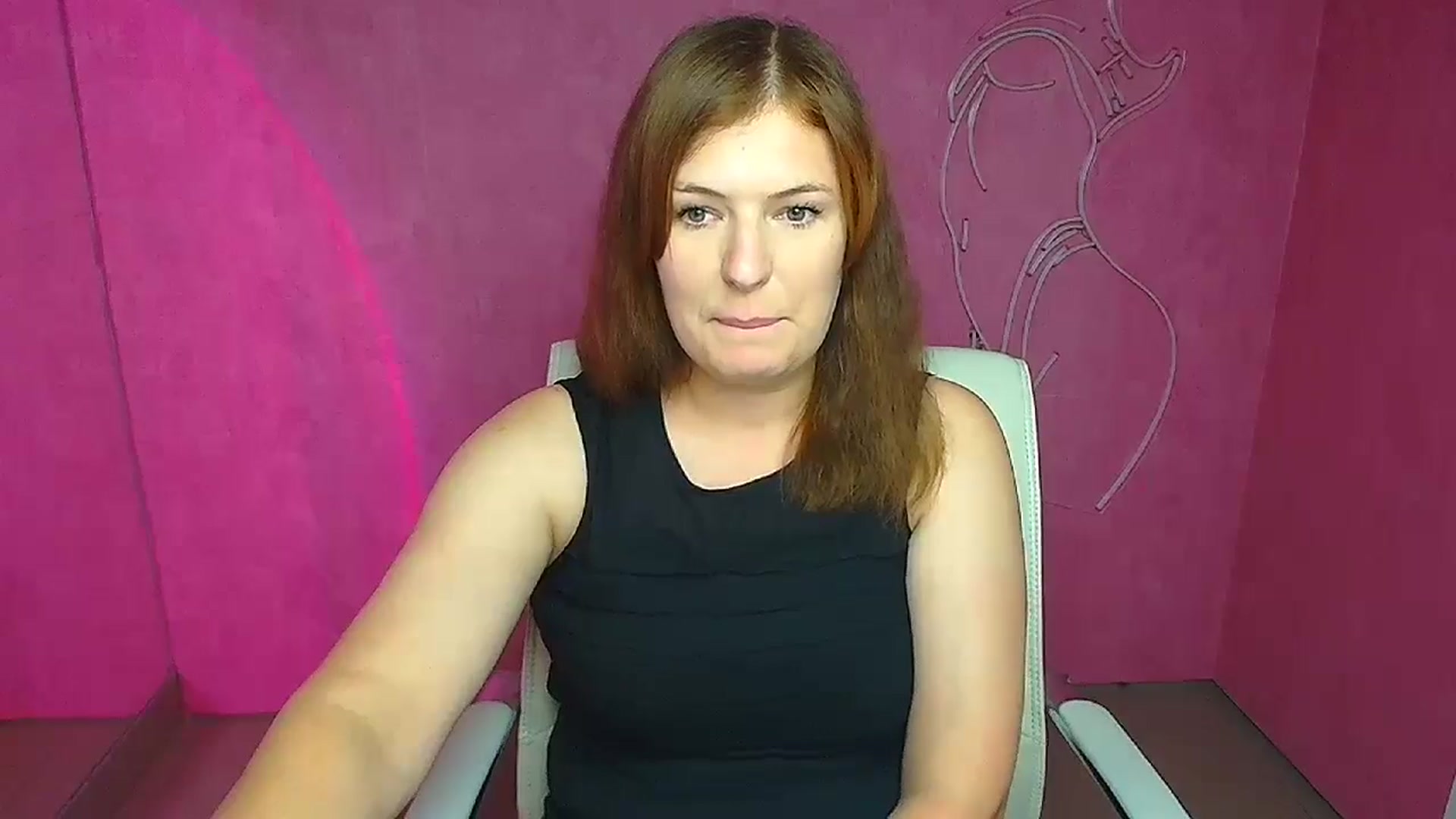 Gallery image thumbnail from Molly_Flowerr's myfreecams stream on, 08/07/2024, 11:09 image 4 of 20
