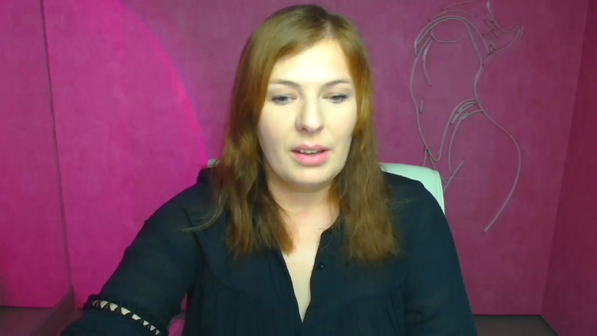 Gallery image thumbnail from Molly_Flowerr's myfreecams stream on, 08/18/2024, 15:06 image 10 of 20