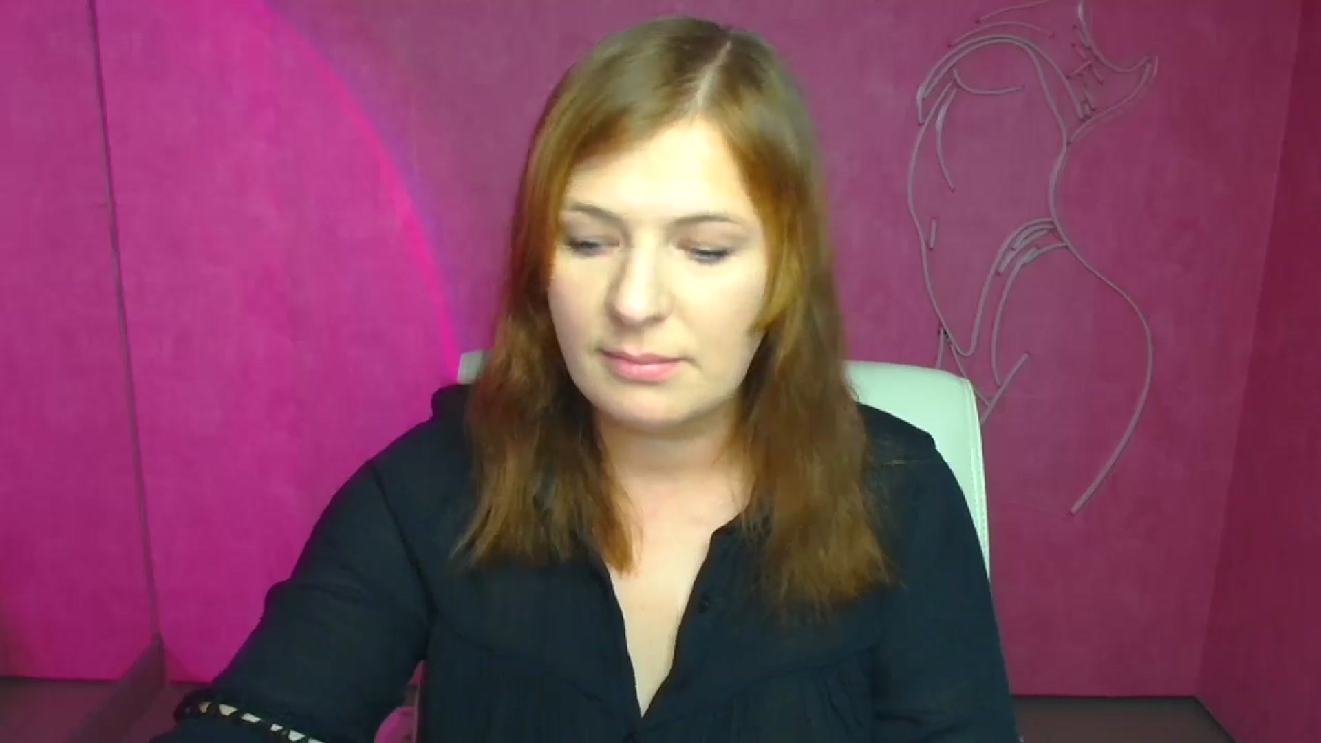 Gallery image thumbnail from Molly_Flowerr's myfreecams stream on, 08/18/2024, 15:06 image 5 of 20