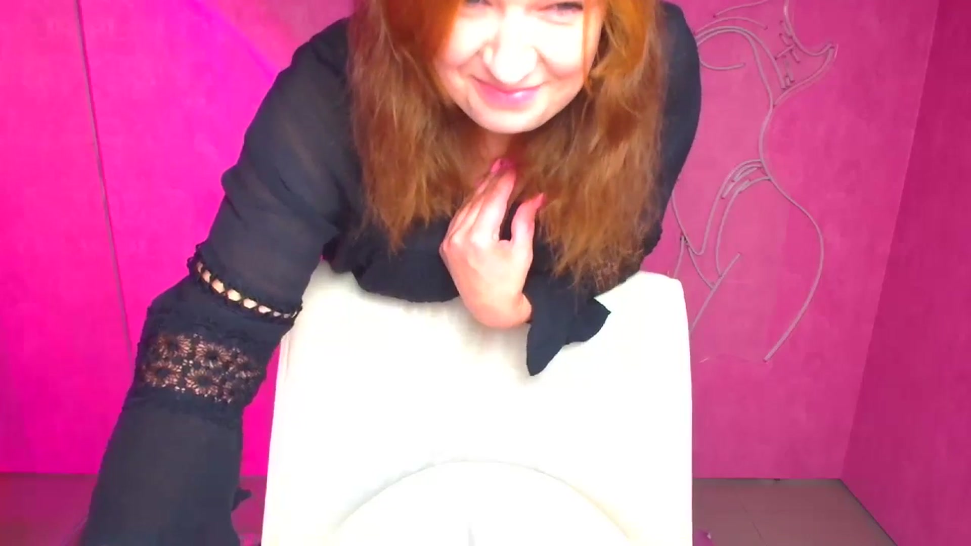 Gallery image thumbnail from Molly_Flowerr's myfreecams stream on, 08/23/2024, 12:27 image 10 of 20