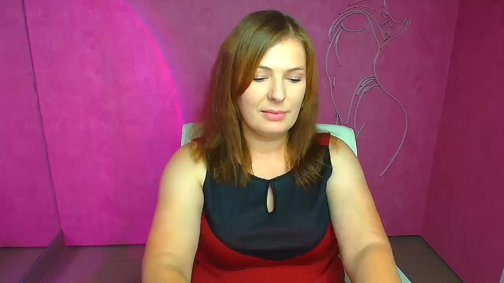 Gallery image thumbnail from Molly_Flowerr's myfreecams stream on, 09/07/2024, 10:52 image 15 of 20