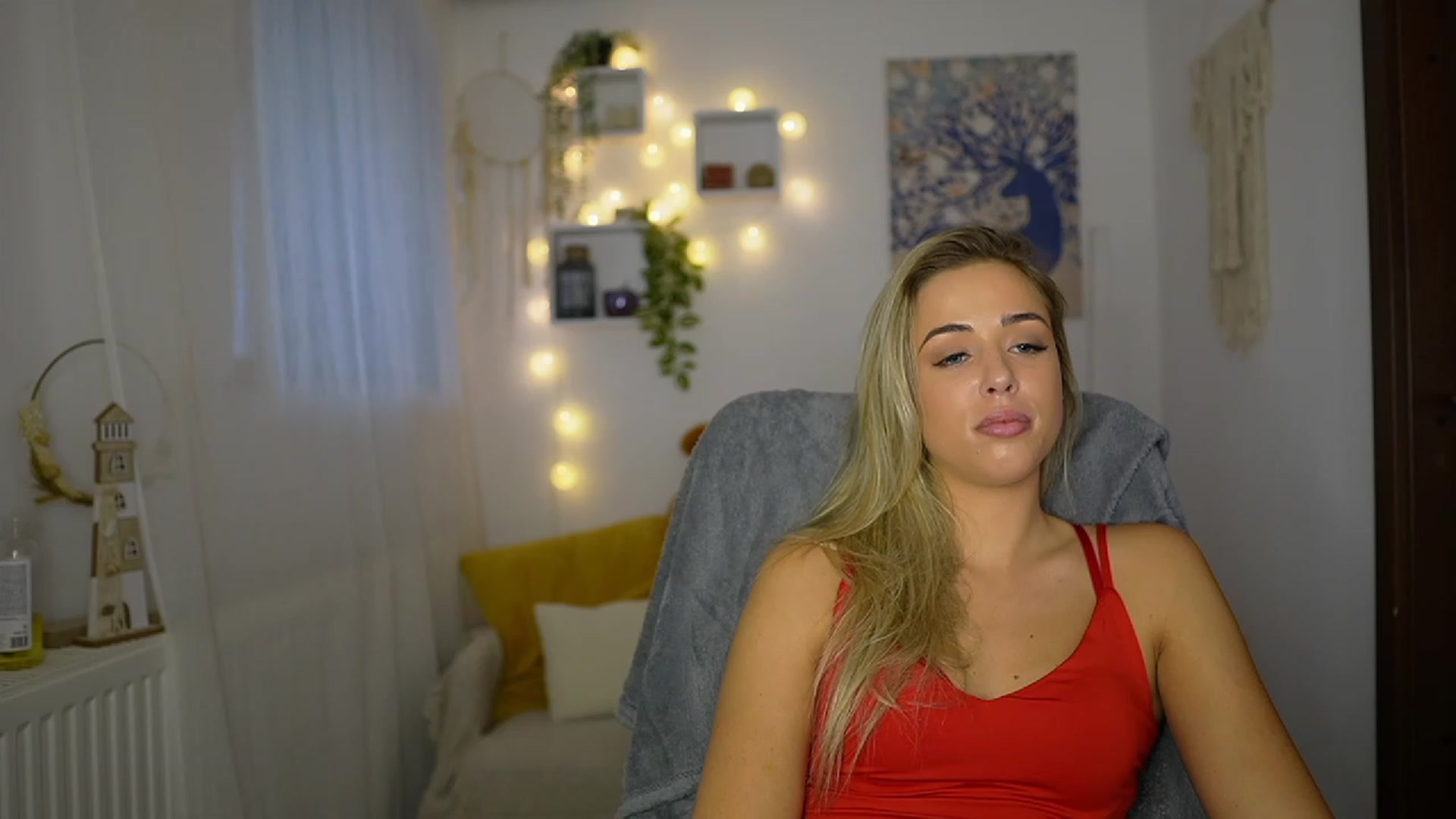 Gallery image thumbnail from Molly_Grey's myfreecams stream on, 10/30/2023, 13:51 image 2 of 20