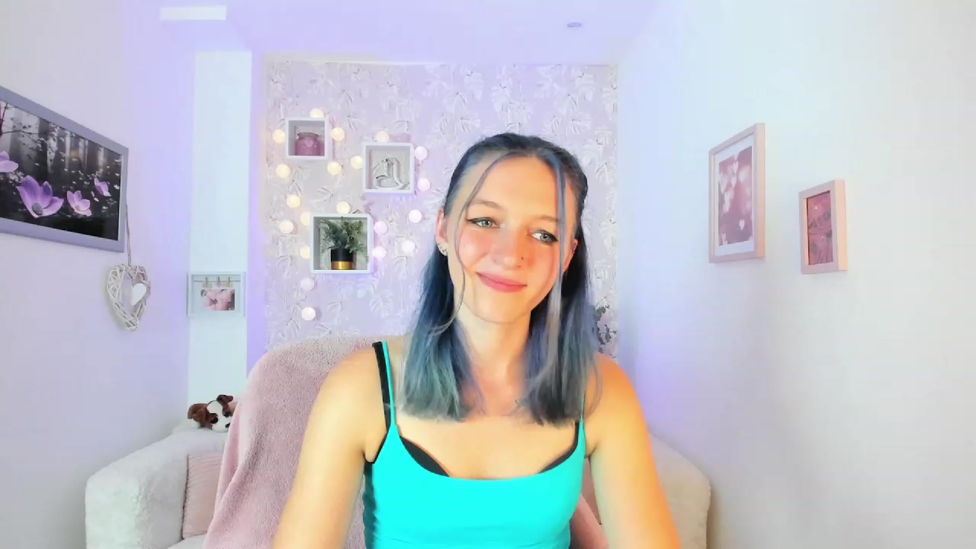Gallery image thumbnail from Molly_Grey18's myfreecams stream on, 10/02/2023, 13:32 image 19 of 20