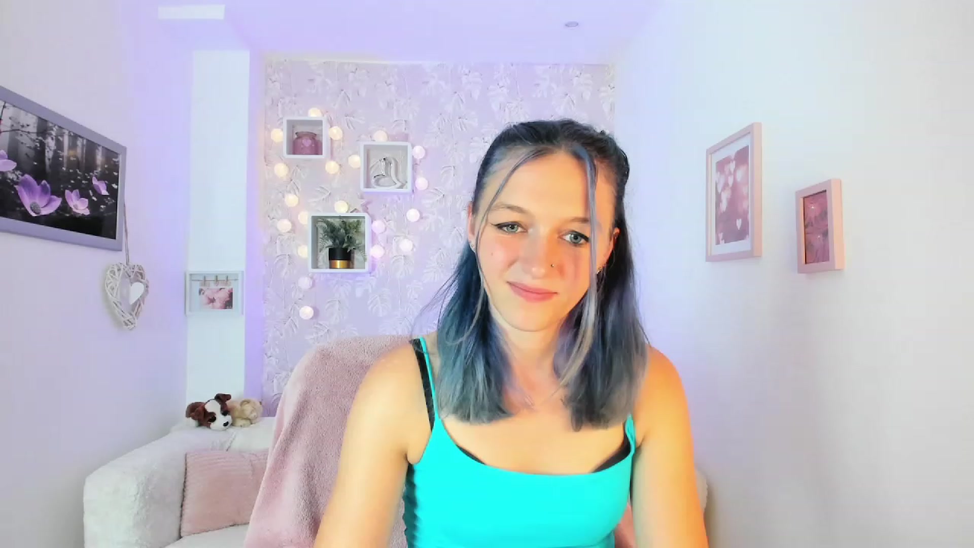 Gallery image thumbnail from Molly_Grey18's myfreecams stream on, 10/02/2023, 13:32 image 11 of 20