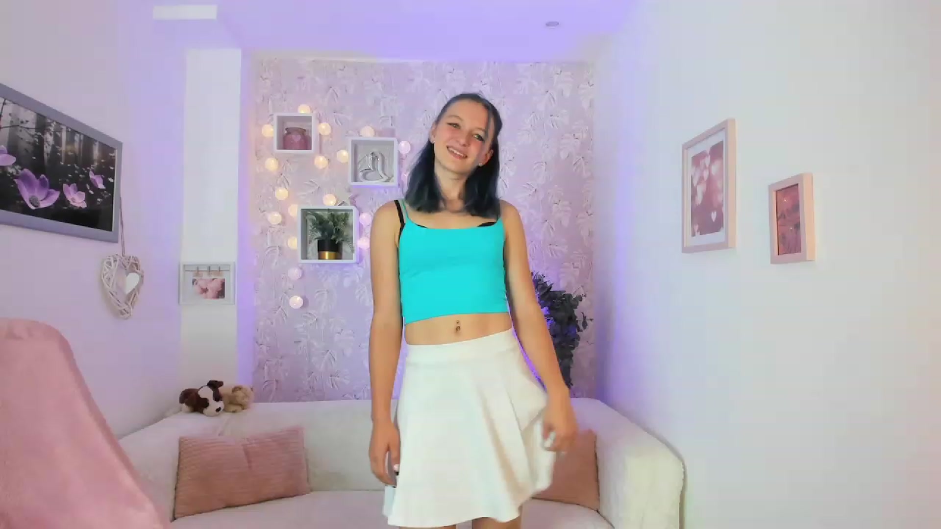 Gallery image thumbnail from Molly_Grey18's myfreecams stream on, 10/02/2023, 13:32 image 14 of 20