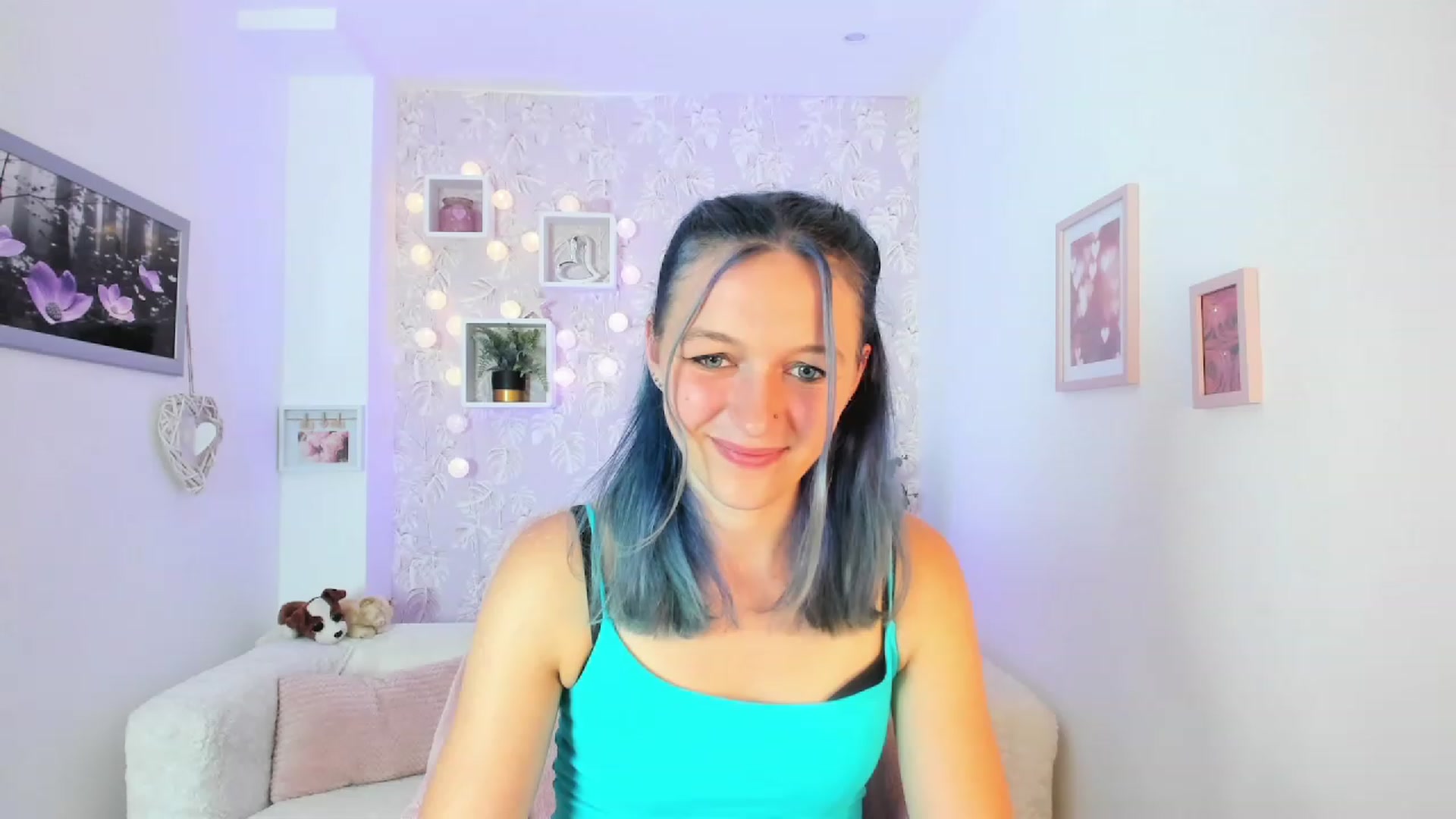 Gallery image thumbnail from Molly_Grey18's myfreecams stream on, 10/02/2023, 13:32 image 15 of 20