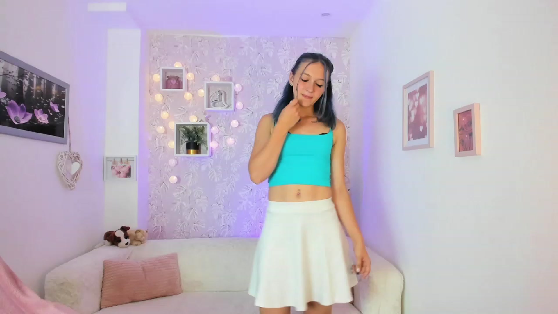 Gallery image thumbnail from Molly_Grey18's myfreecams stream on, 10/02/2023, 13:32 image 3 of 20