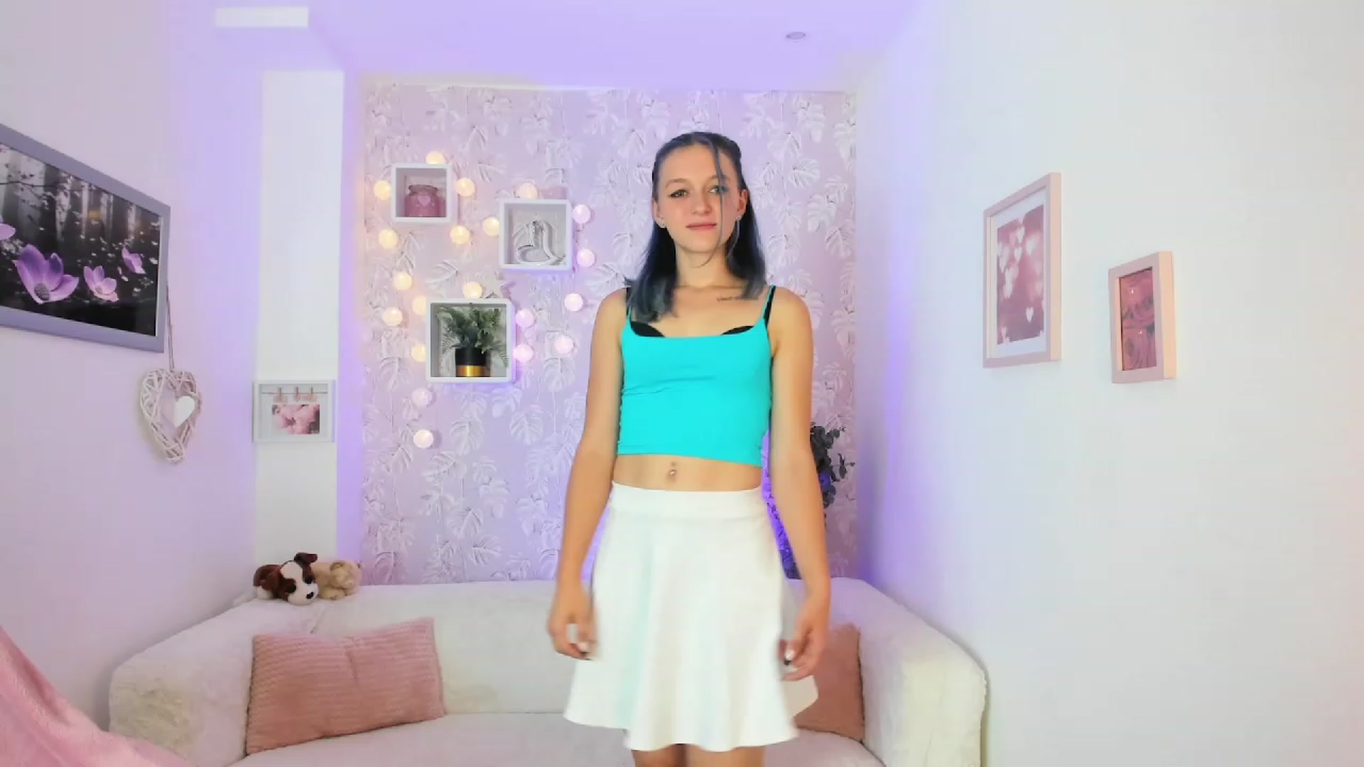 Gallery image thumbnail from Molly_Grey18's myfreecams stream on, 10/02/2023, 13:32 image 2 of 20