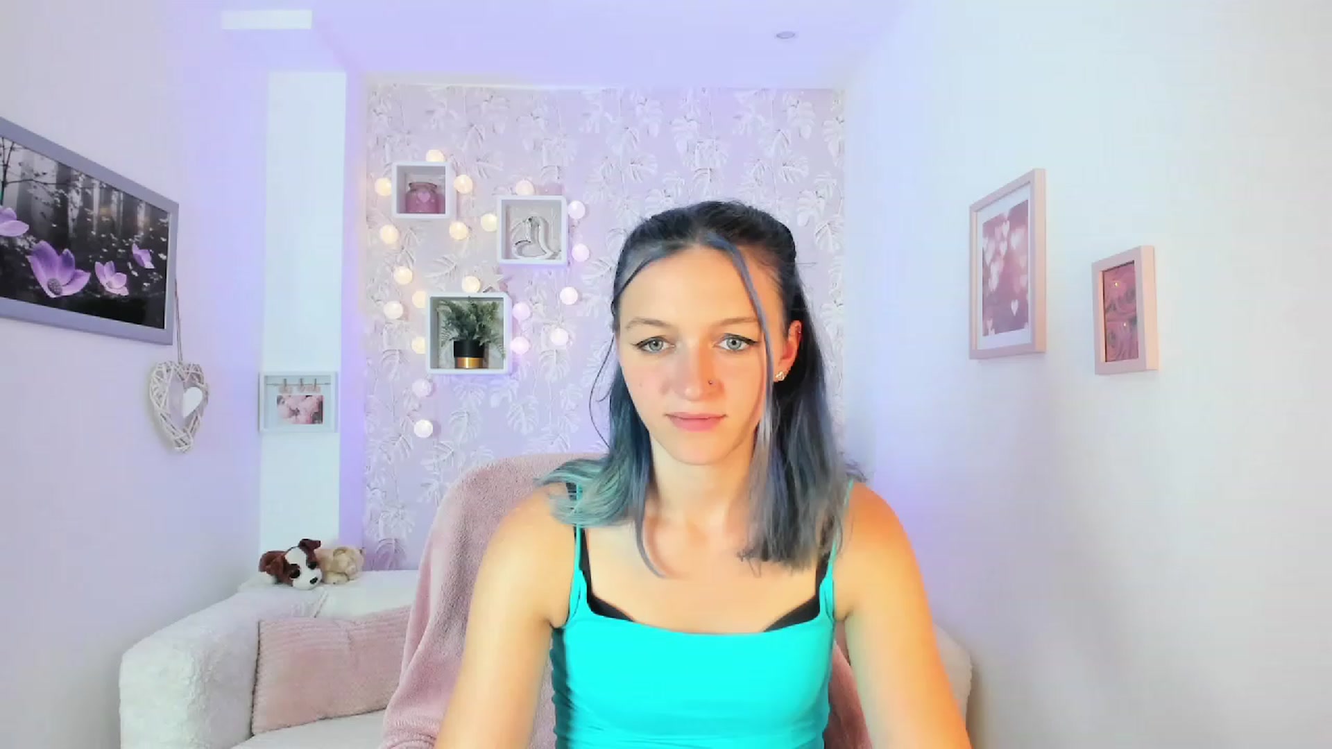 Gallery image thumbnail from Molly_Grey18's myfreecams stream on, 10/02/2023, 14:44 image 10 of 20
