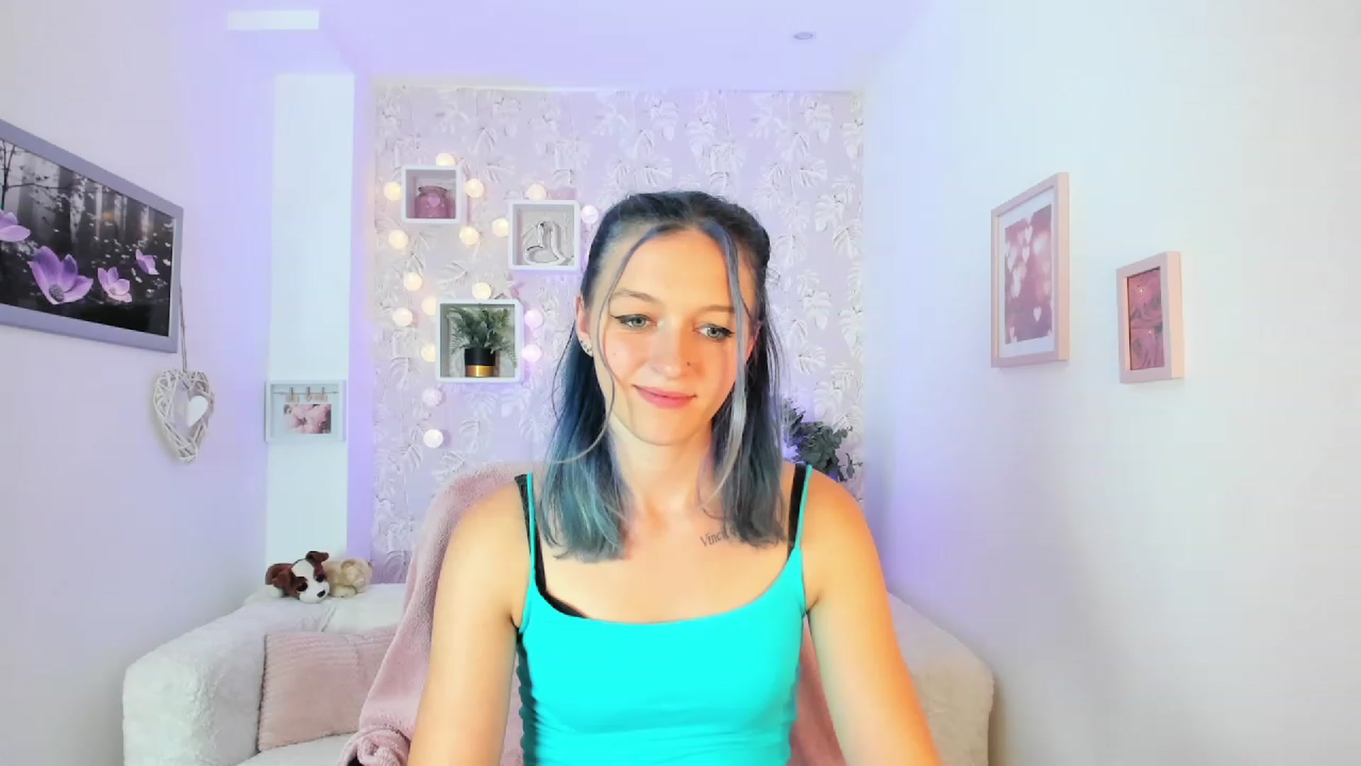 Gallery image thumbnail from Molly_Grey18's myfreecams stream on, 10/02/2023, 14:44 image 17 of 20