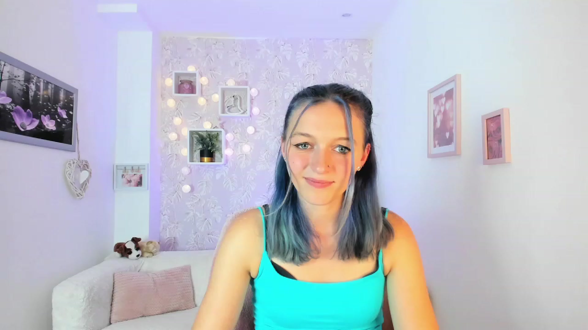 Gallery image thumbnail from Molly_Grey18's myfreecams stream on, 10/02/2023, 14:44 image 4 of 20