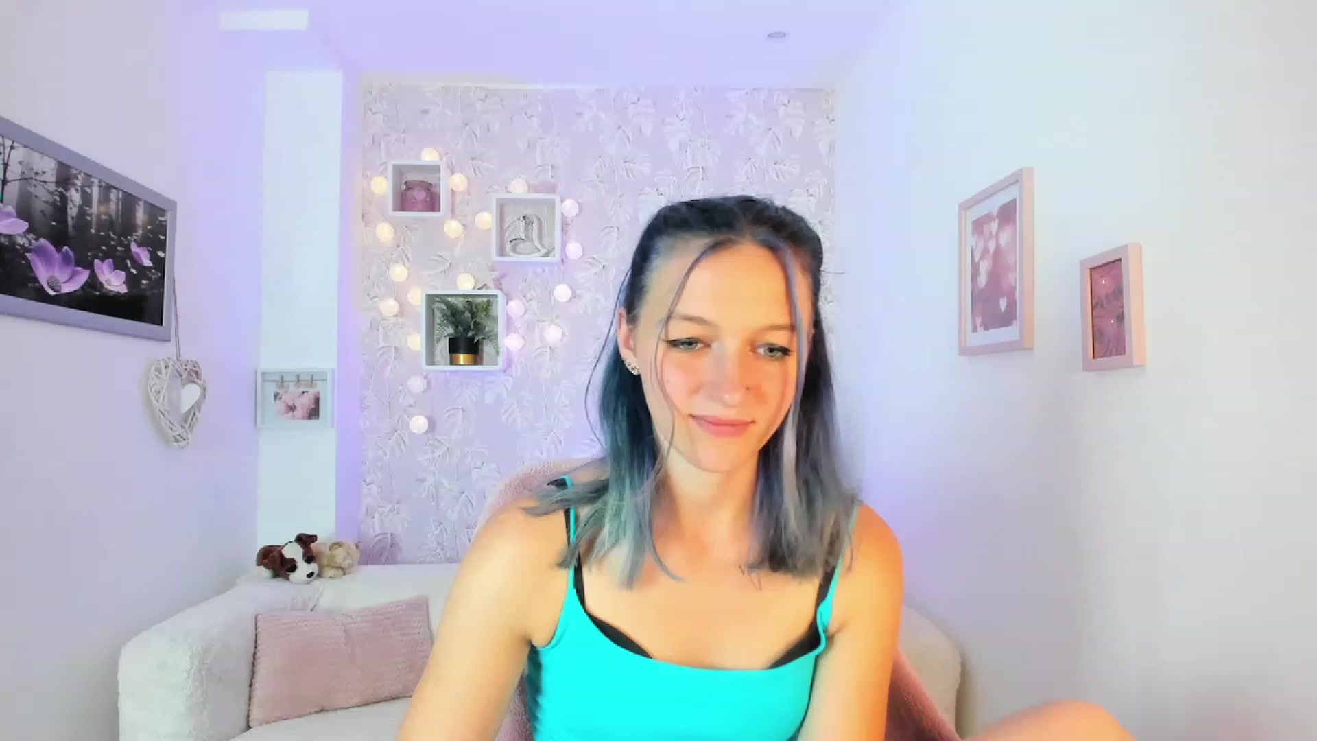 Gallery image thumbnail from Molly_Grey18's myfreecams stream on, 10/02/2023, 14:44 image 12 of 20